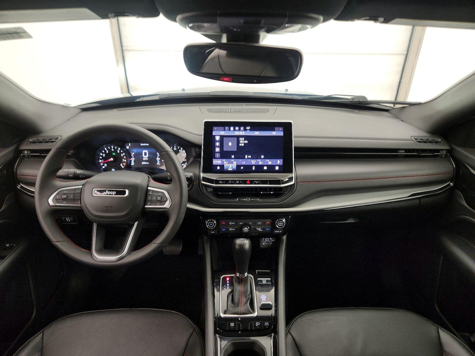 2025 Jeep Compass Trailhawk - Photo 10