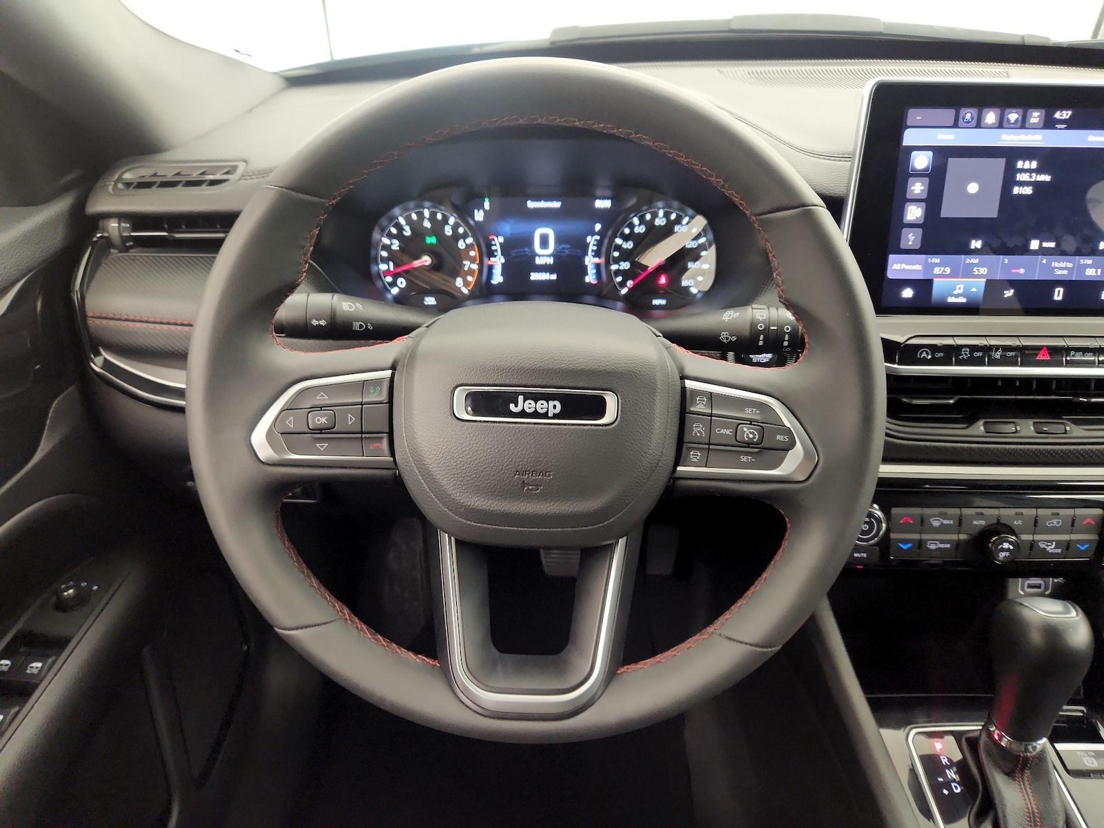 2025 Jeep Compass Trailhawk - Photo 11