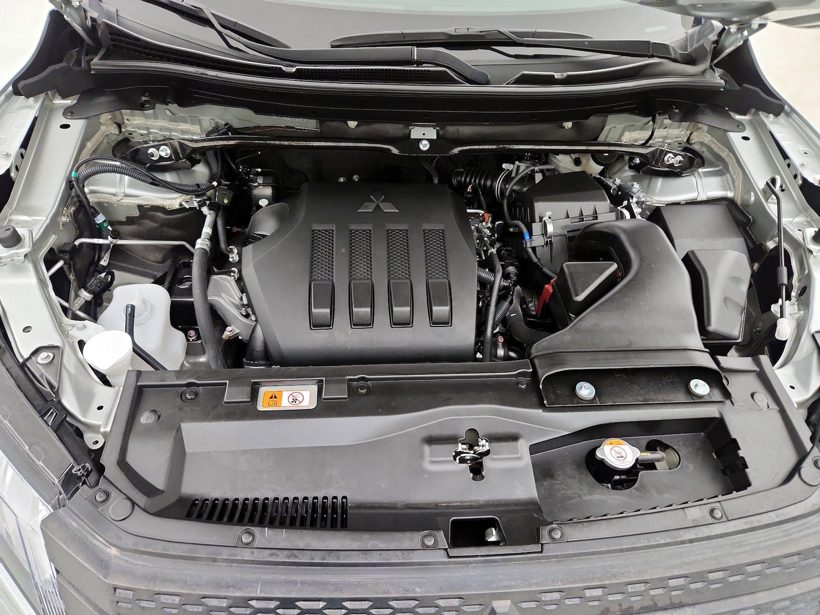 2025 Mitsubishi Eclipse Cross LE - Photo 22