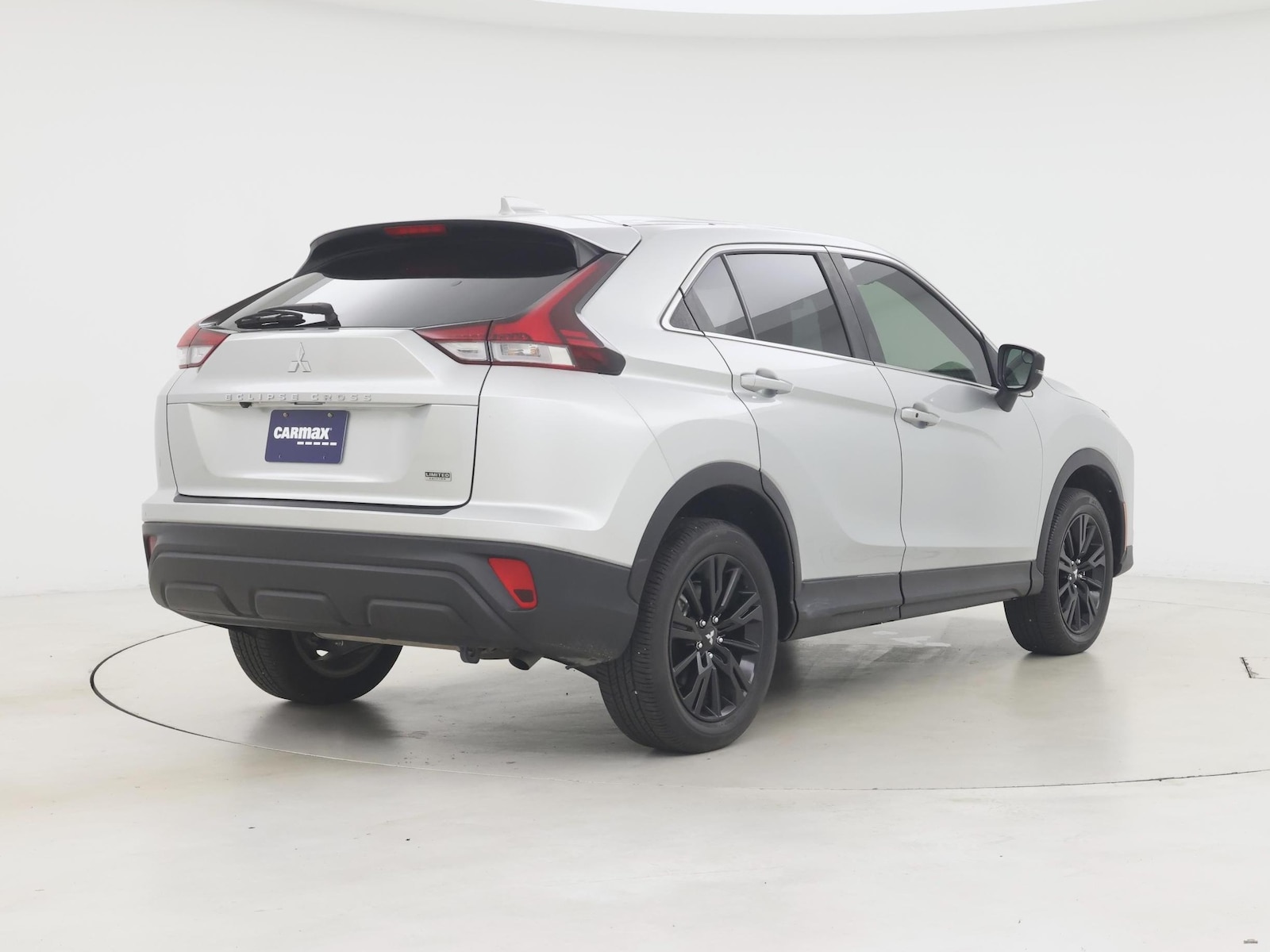 2025 Mitsubishi Eclipse Cross LE - Photo 9
