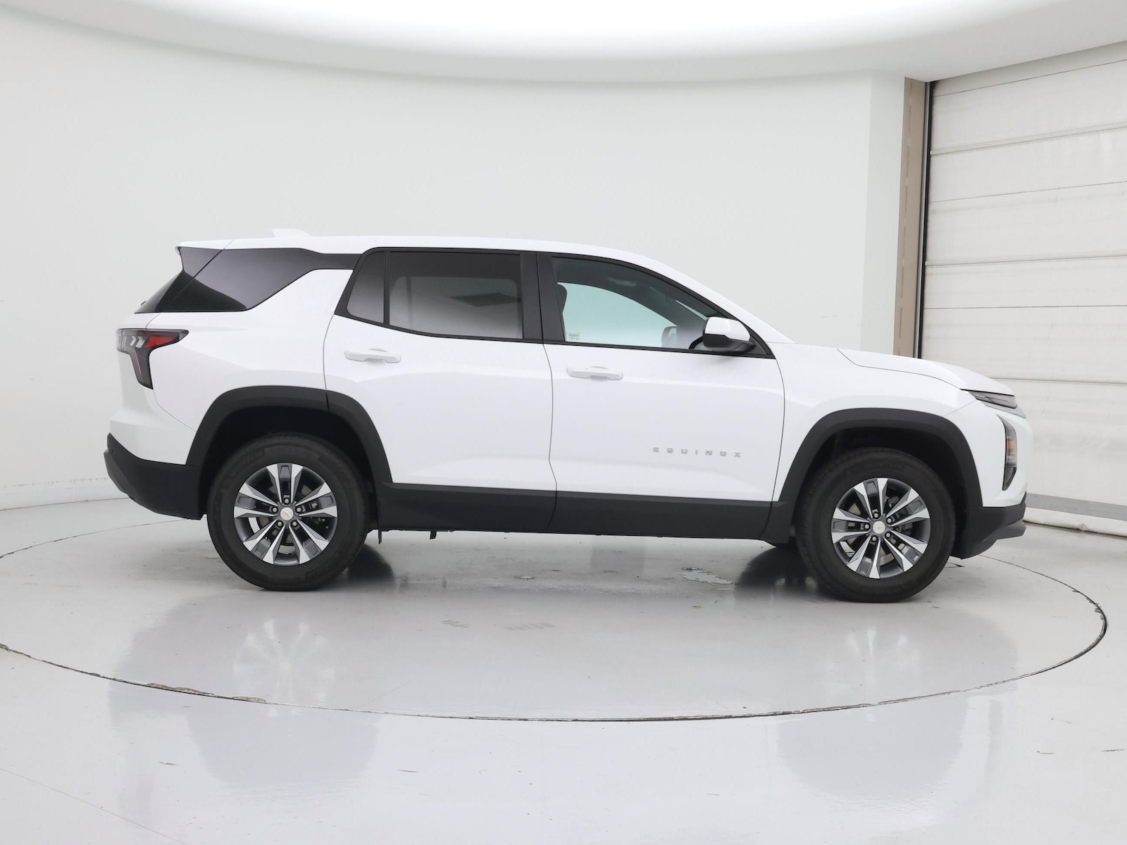 2026 Chevrolet Equinox LT - Photo 8