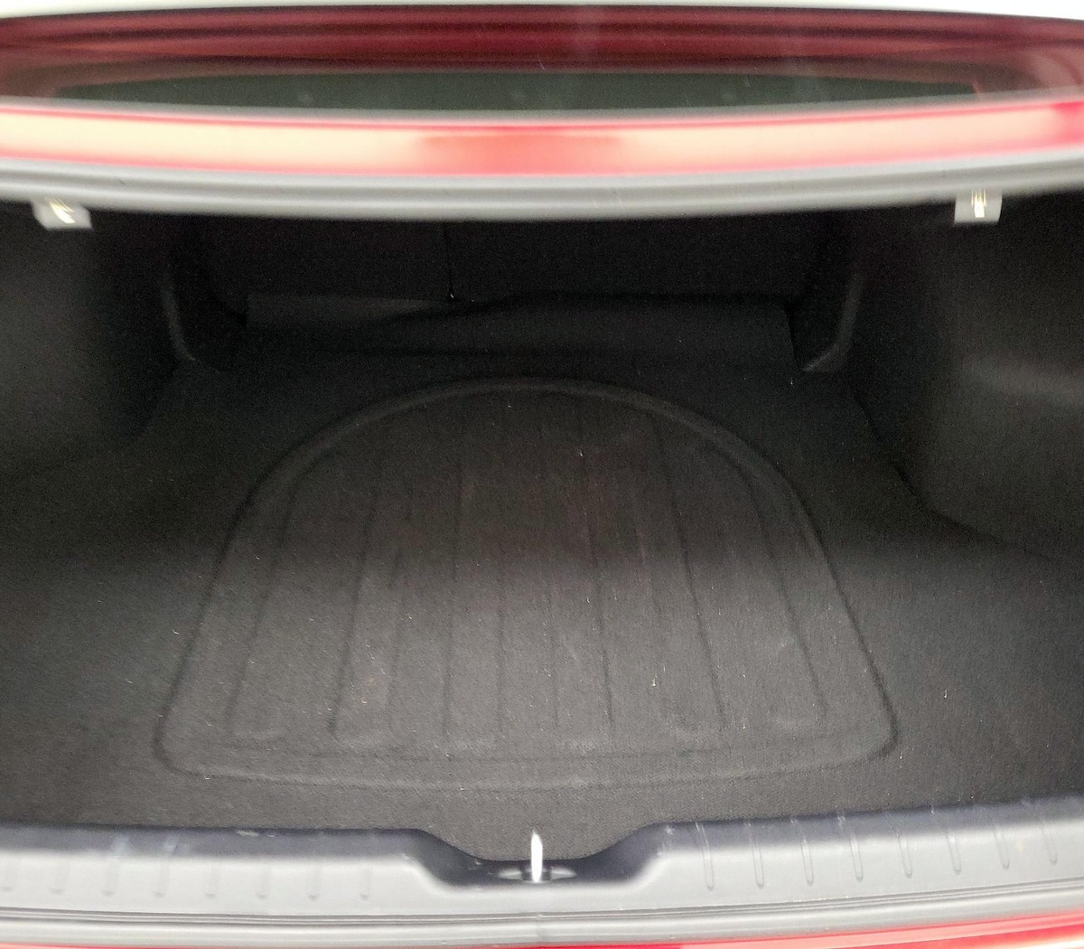 Trunk/Cargo (Seats Up)