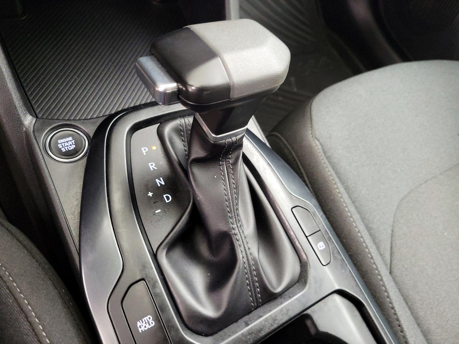 2025 Kia K4 LXS - Photo 18