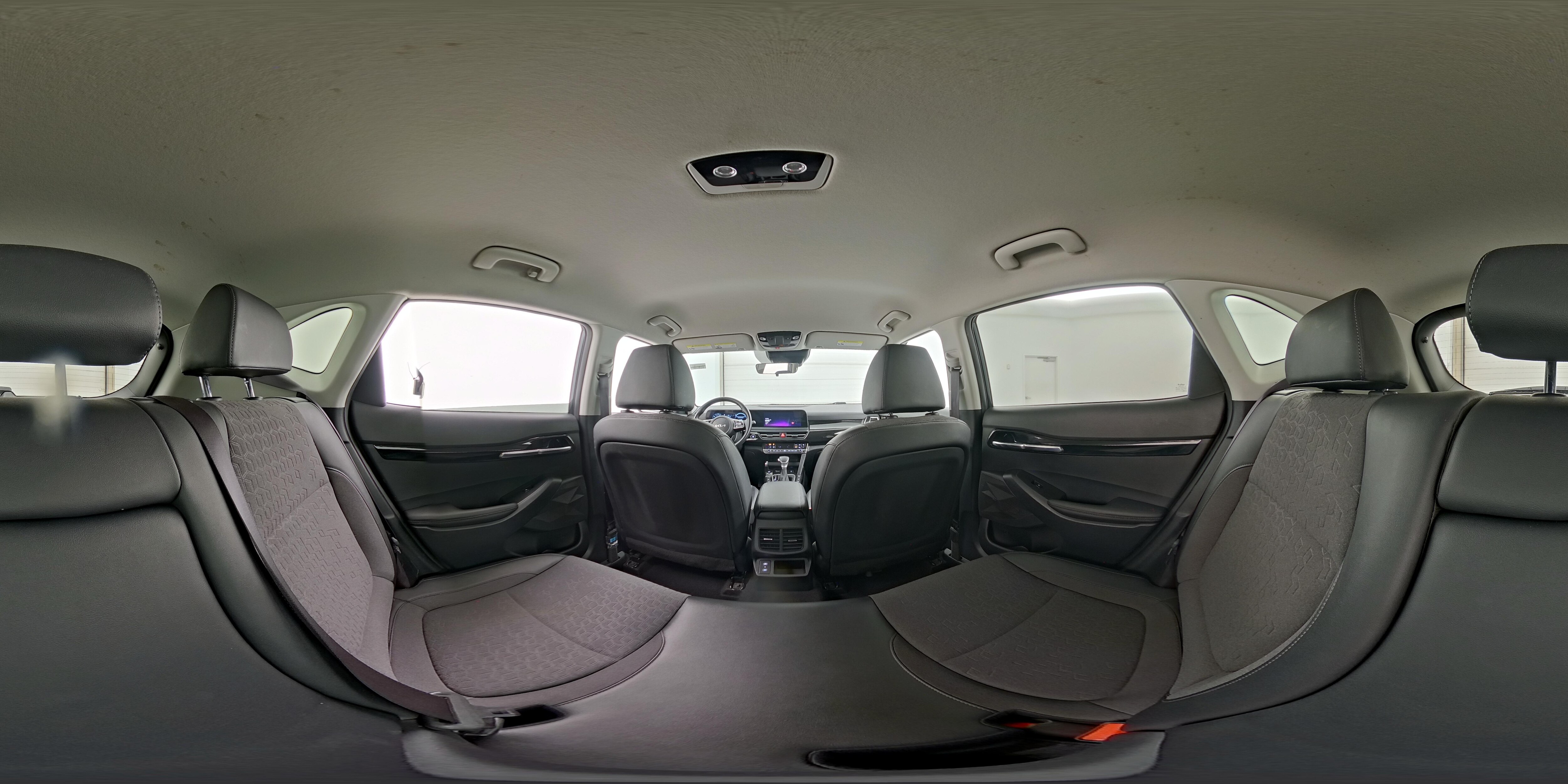 2024 Kia Seltos S - Photo 26