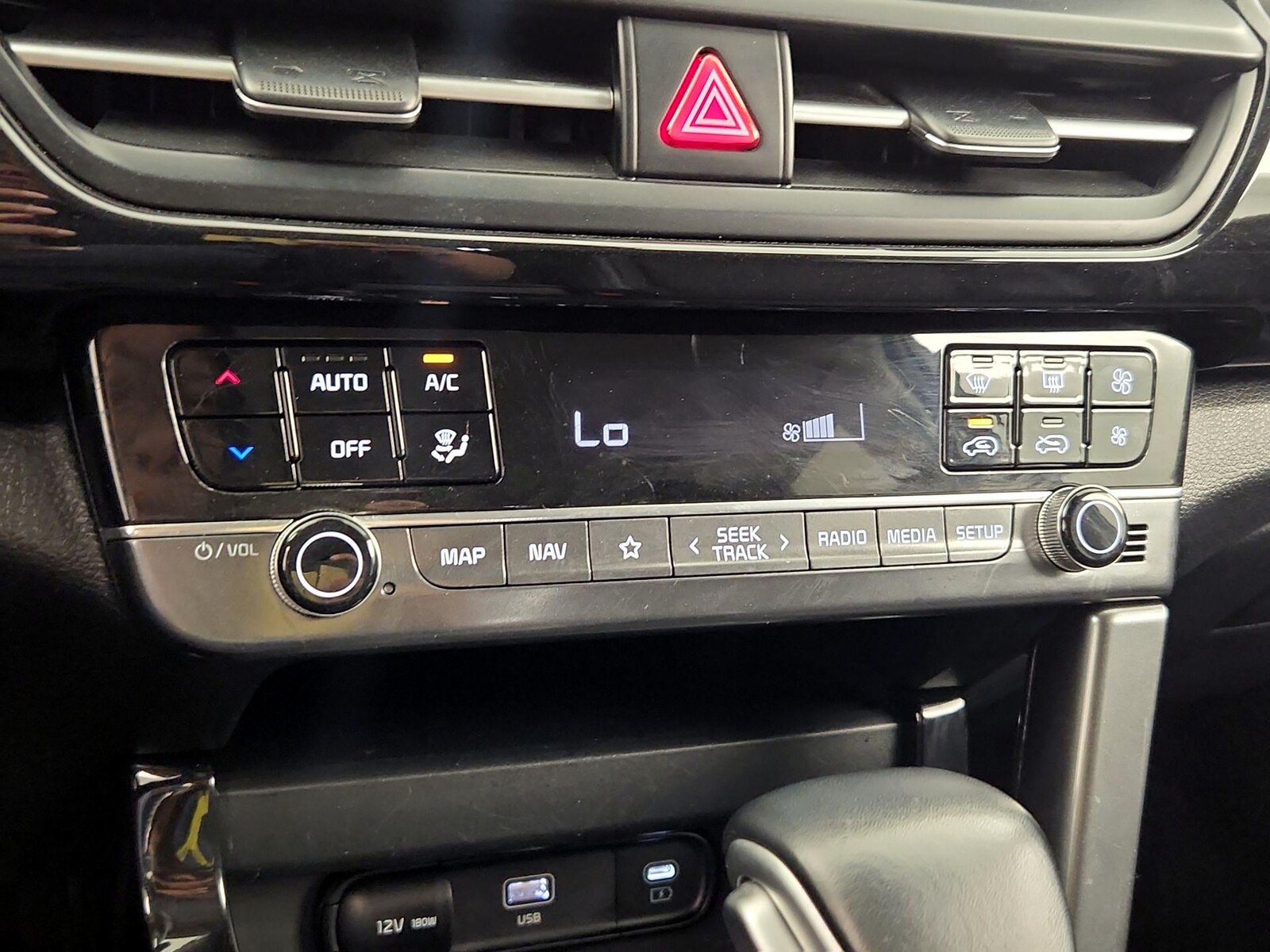2024 Kia Seltos S - Photo 18