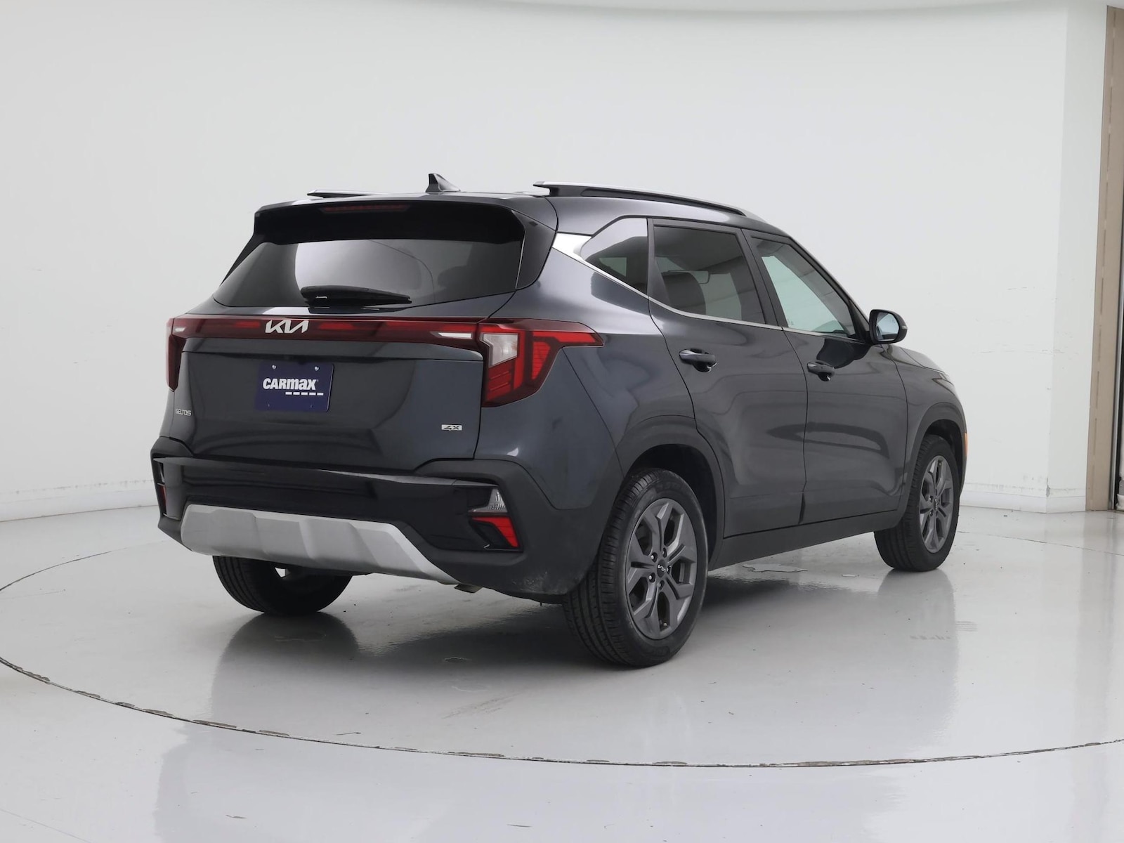 2024 Kia Seltos S - Photo 9
