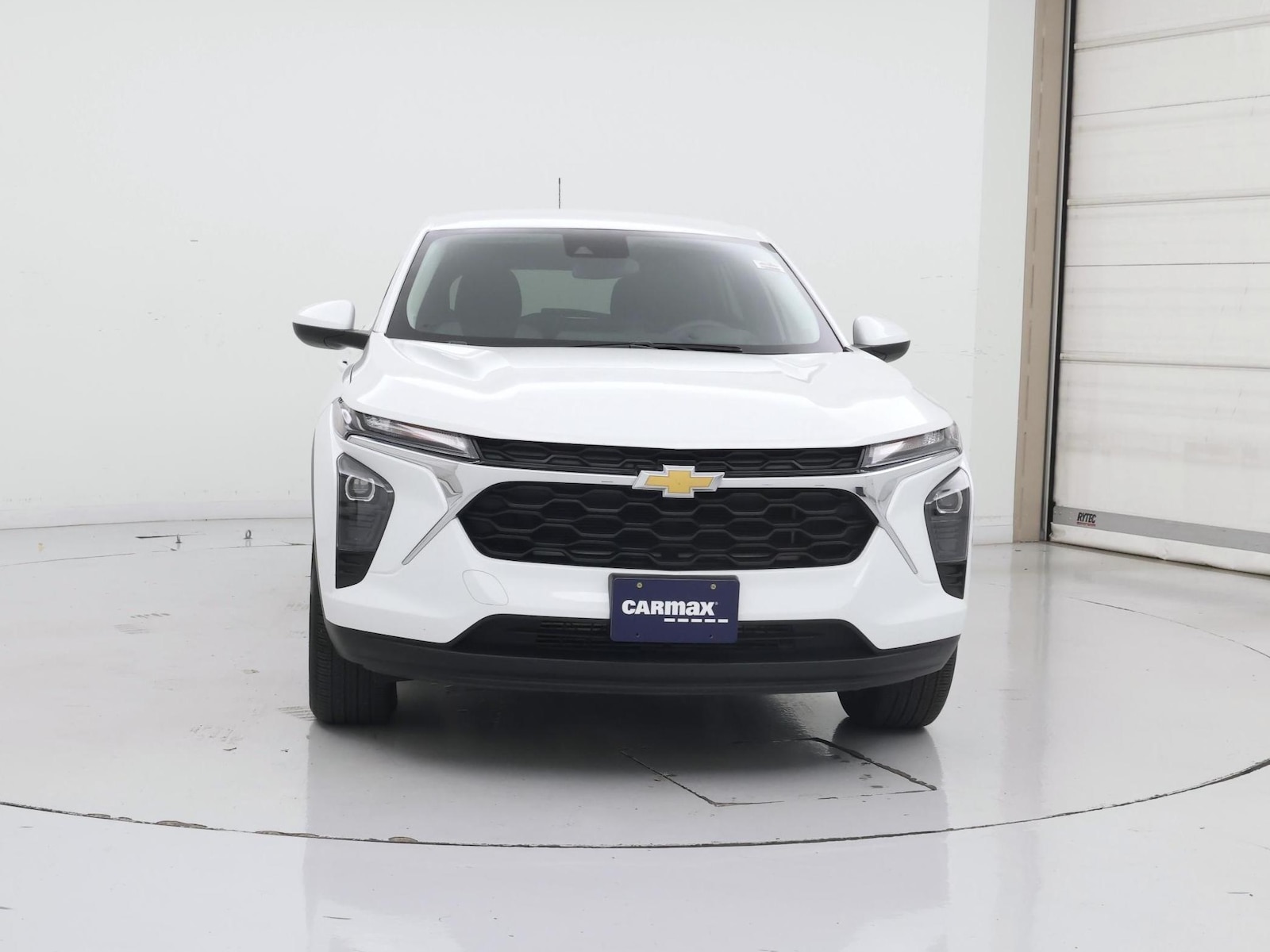 2025 Chevrolet Trax LS - Photo 6