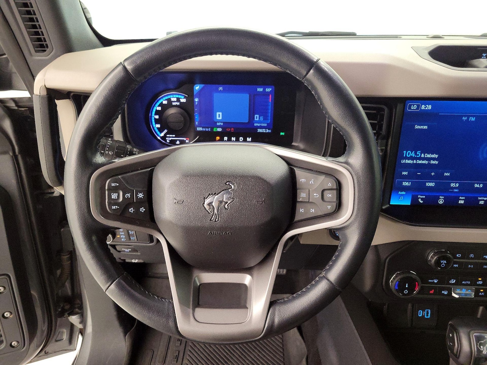 2022 Ford Bronco 2-Door Wildtrak - Photo 11