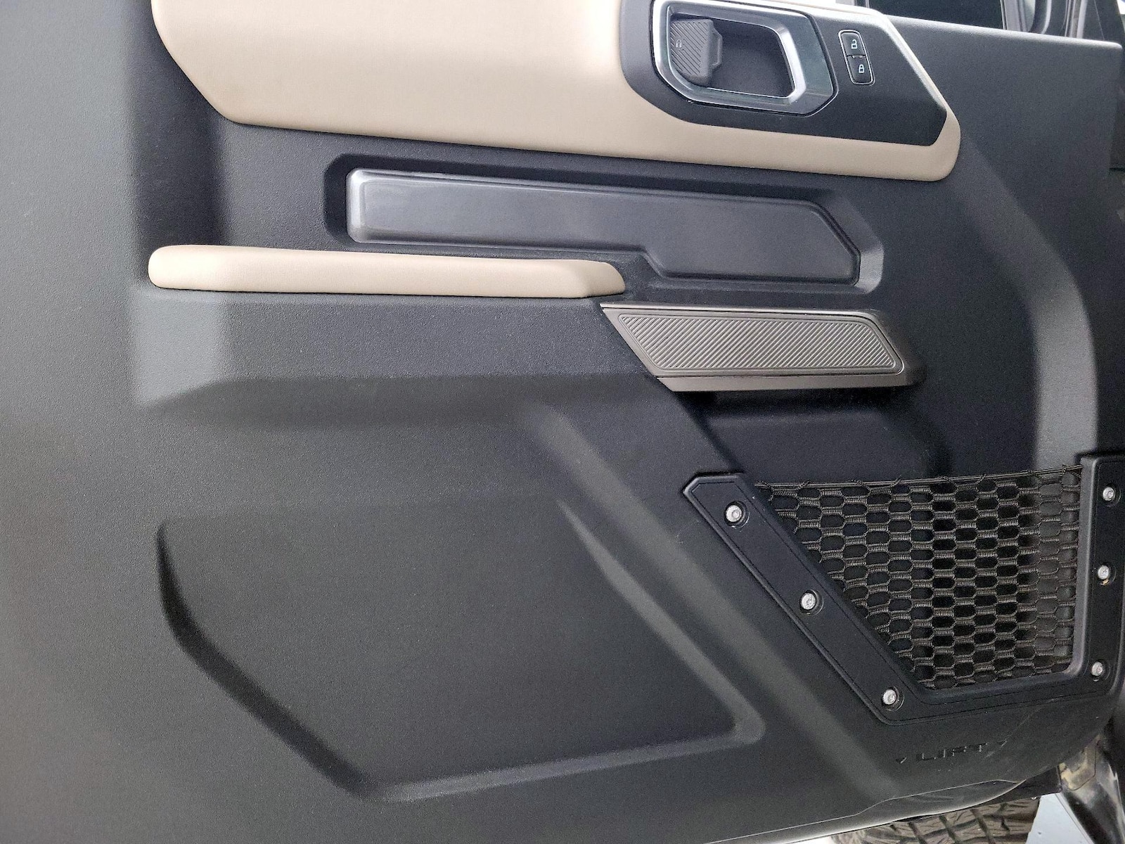2022 Ford Bronco 2-Door Wildtrak - Photo 13