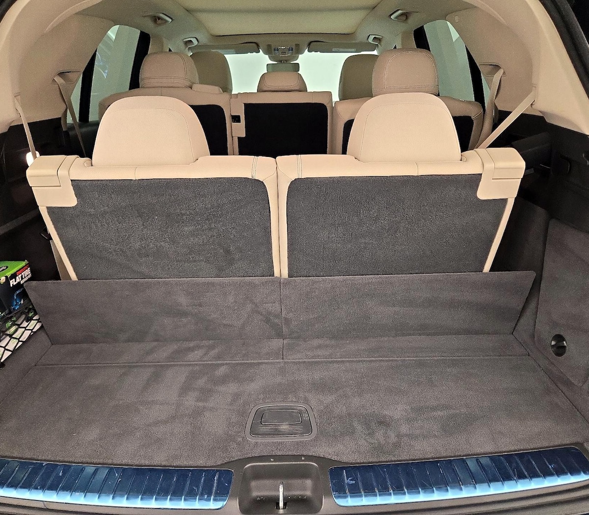 Trunk/Cargo (Seats Up)