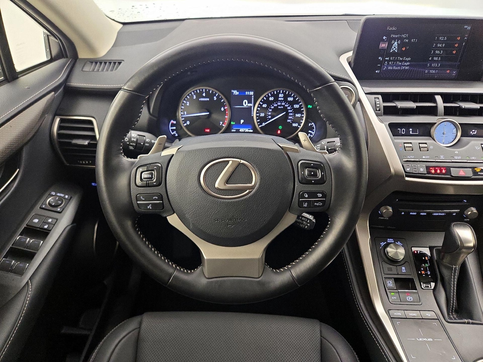 2020 Lexus NX 300 - Photo 11