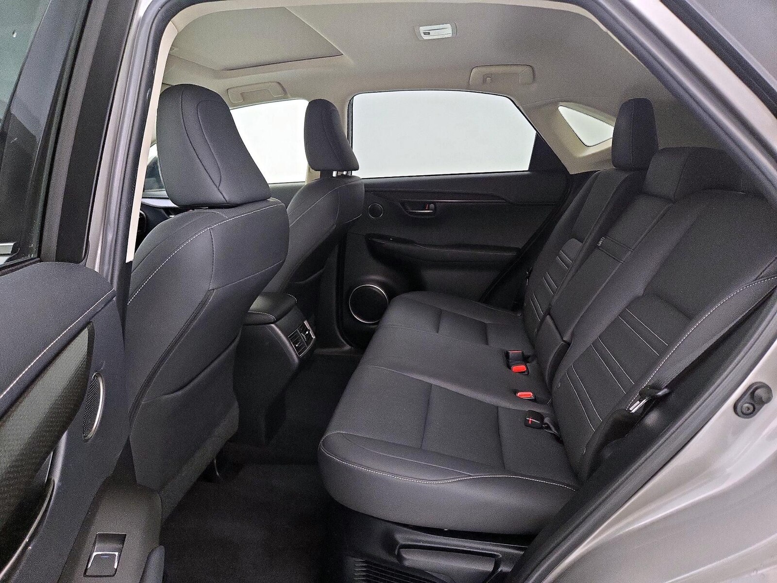 2020 Lexus NX 300 - Photo 21