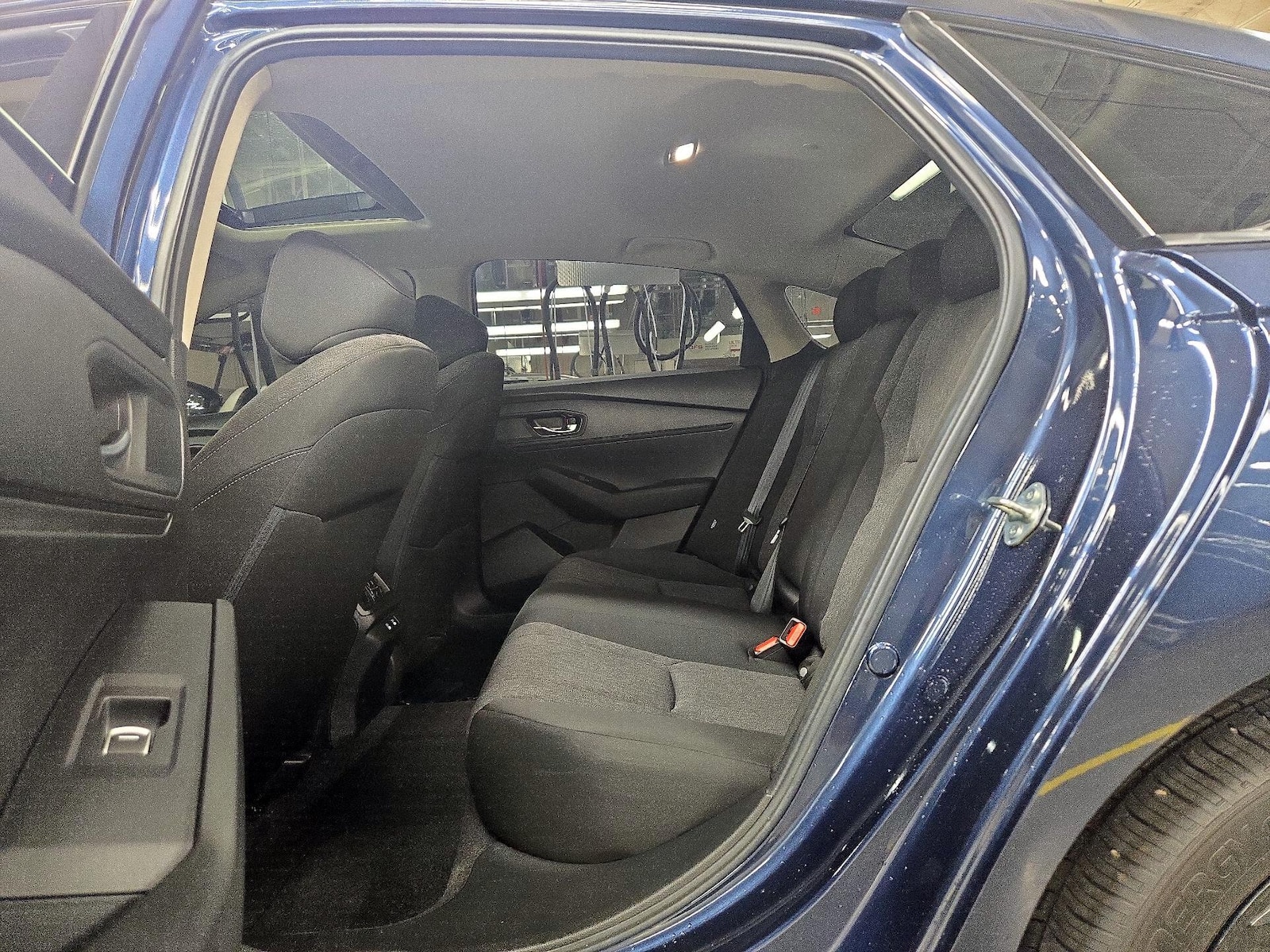 2025 Honda Accord SE - Photo 20
