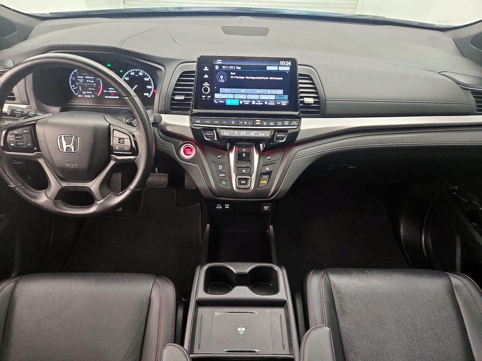 Apple CarPlay® & Android Auto™
