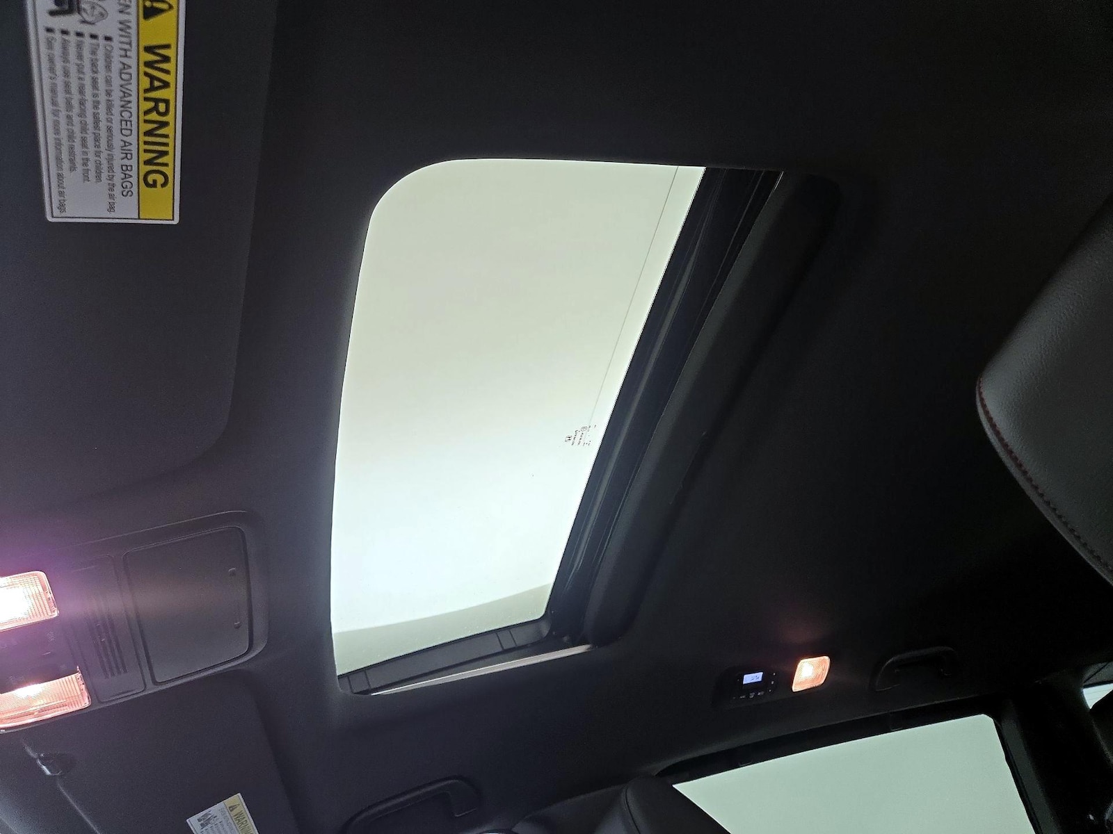 Sunroof(s) & Overhead Airbags