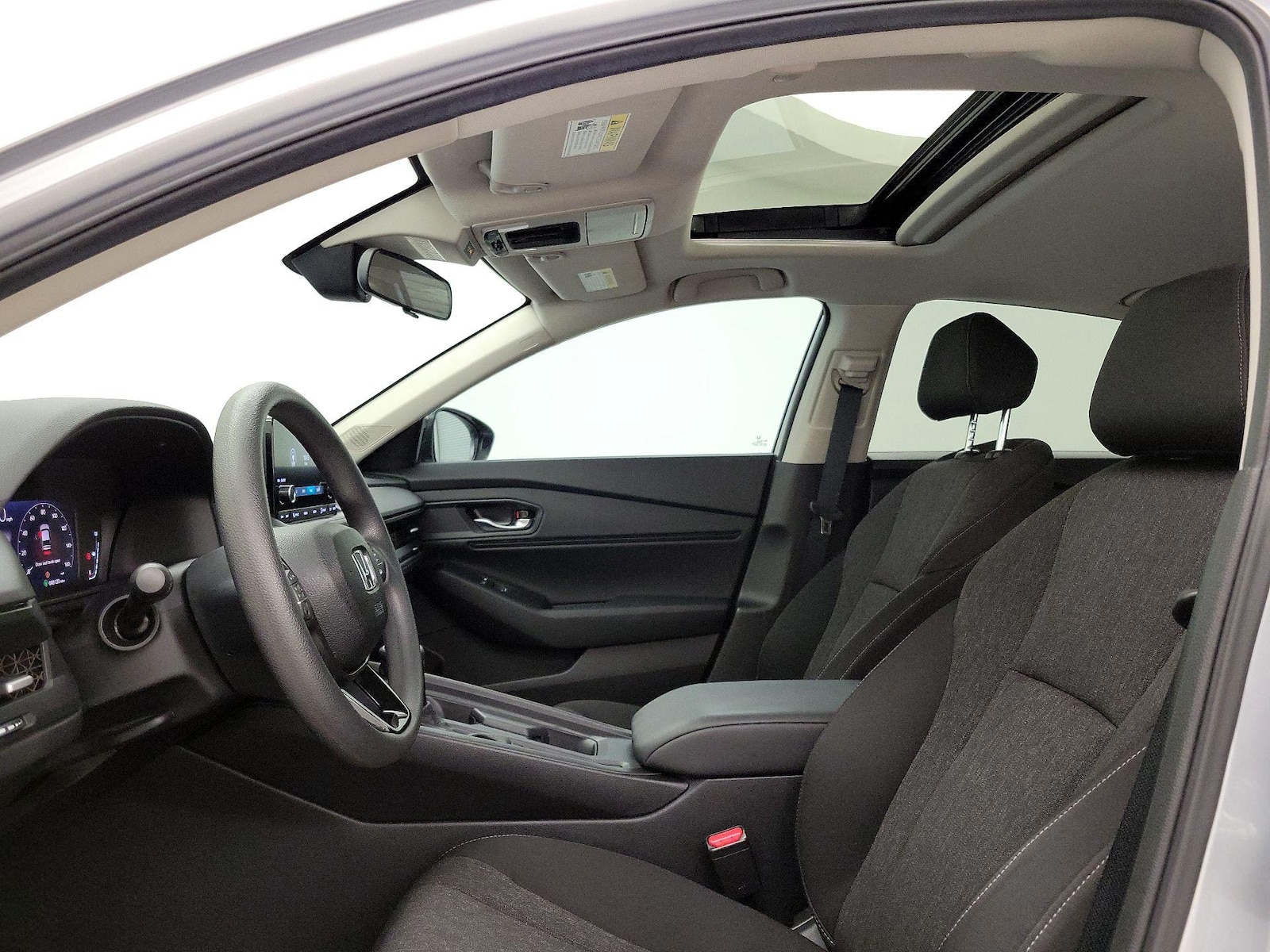 Sunroof(s) & Overhead Airbags