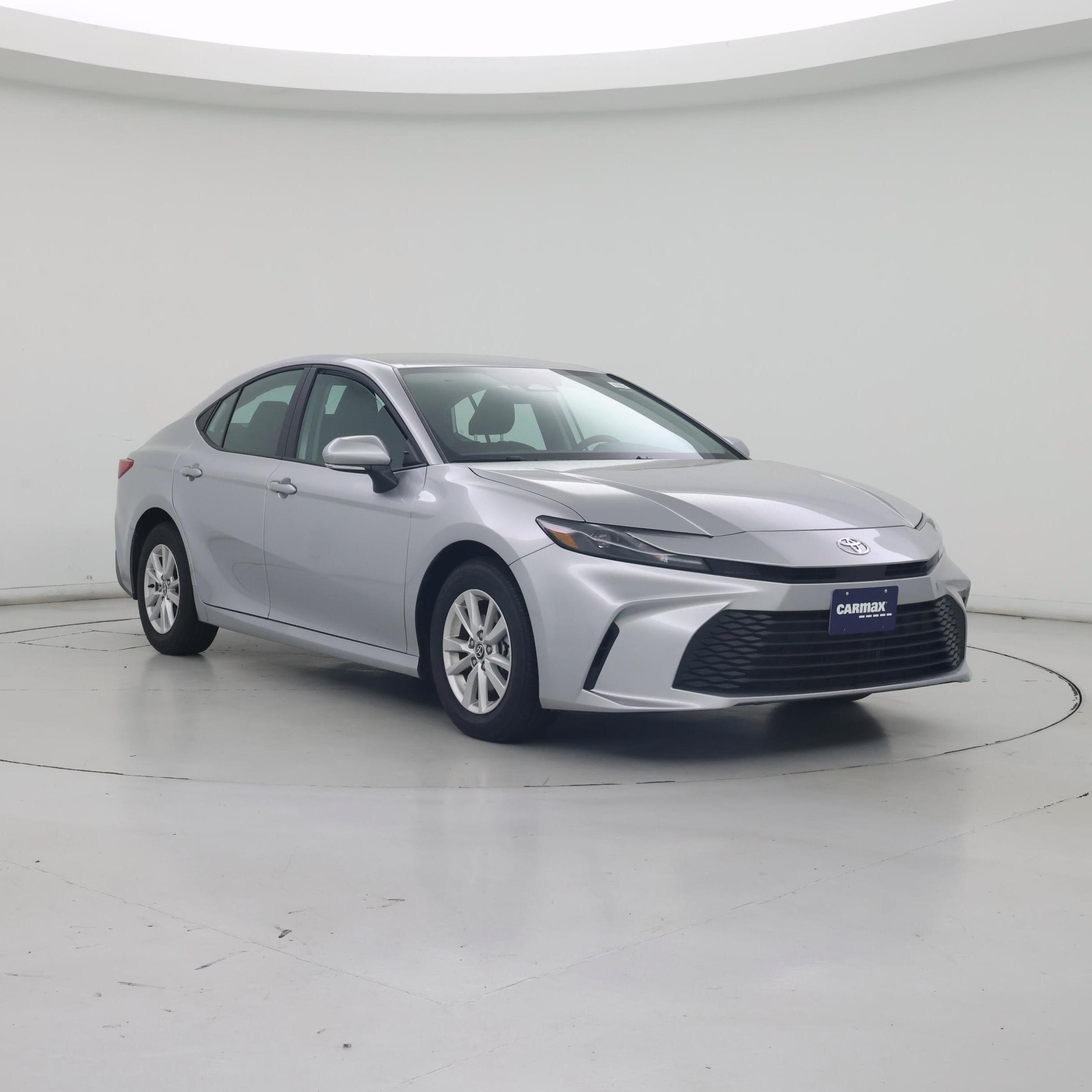 Silver 2026 Toyota Camry Sedan Front-Wheel Drive Automatic