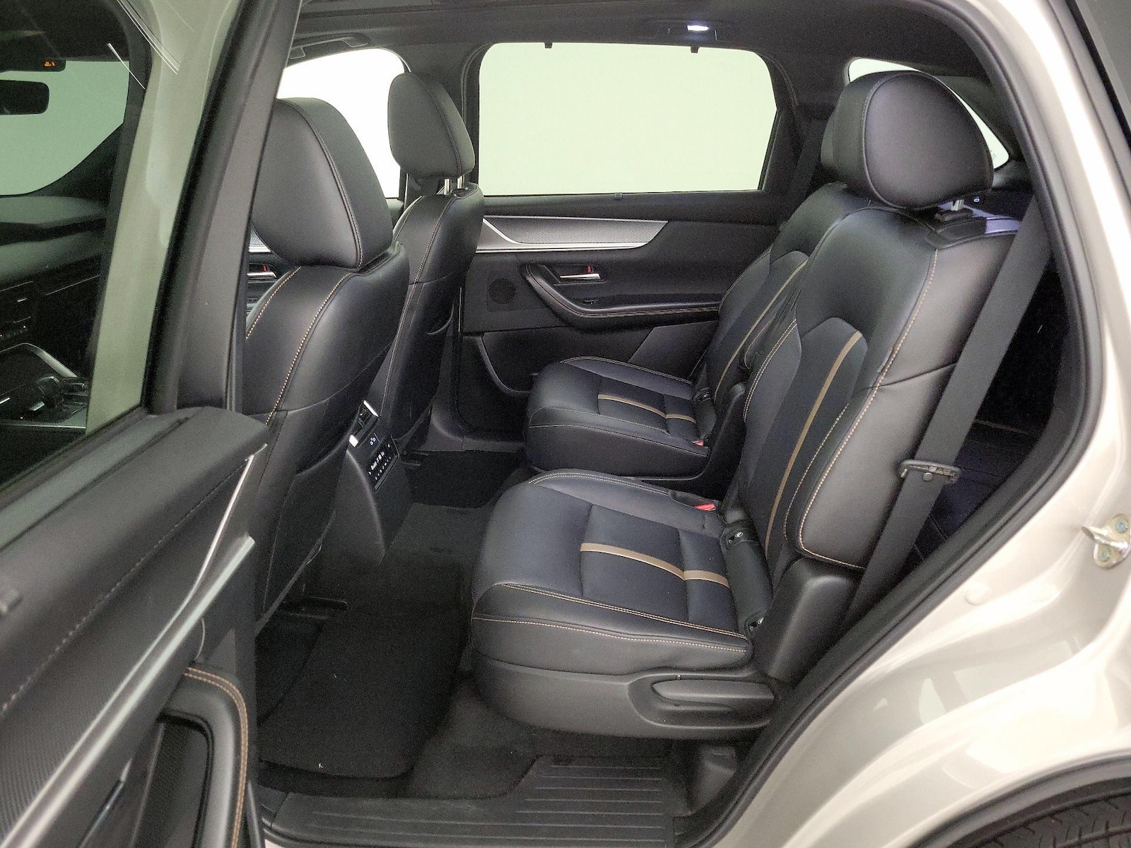 Rear Air Conditioning