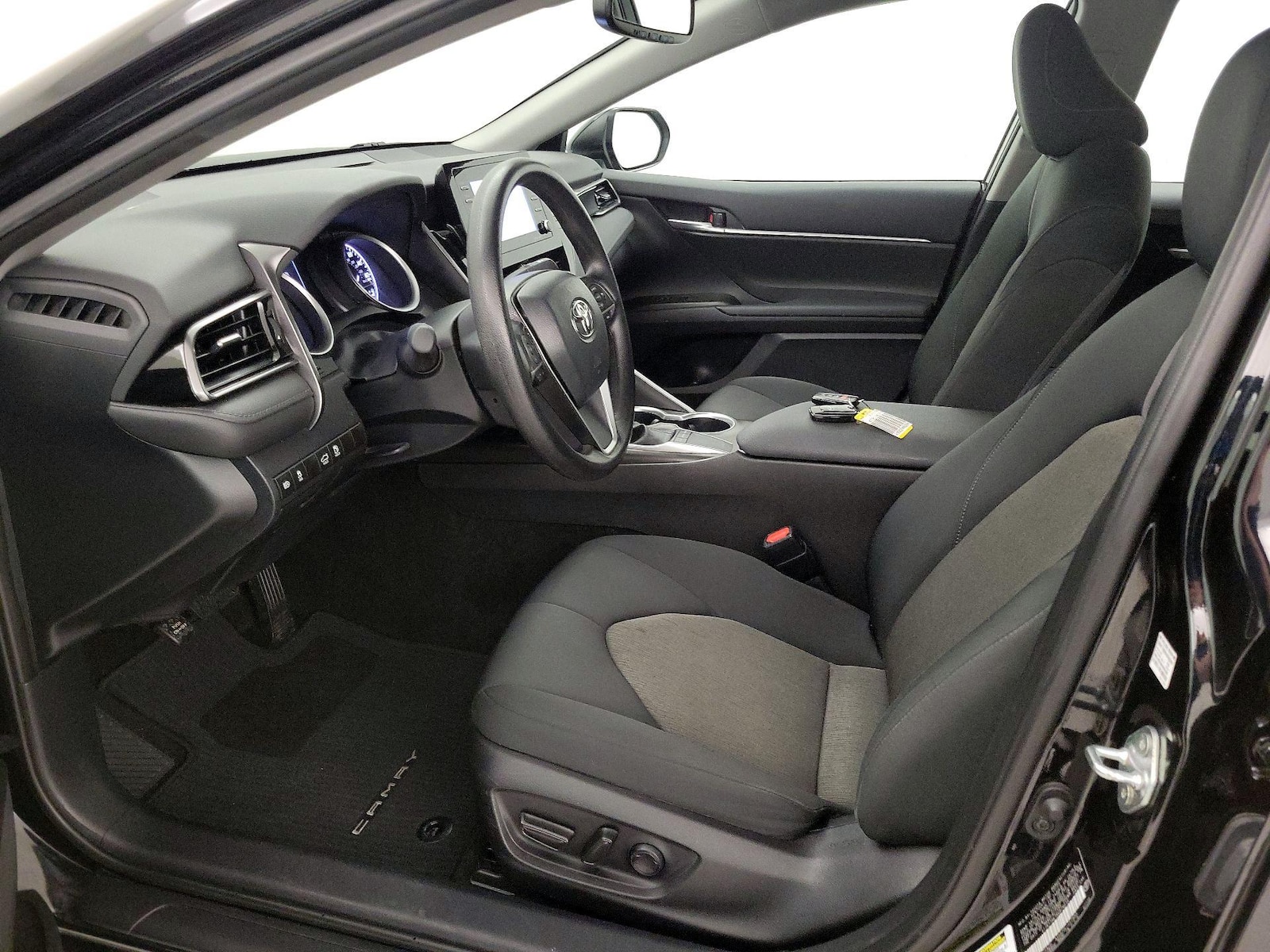 Power Seat(s) & Side Airbags