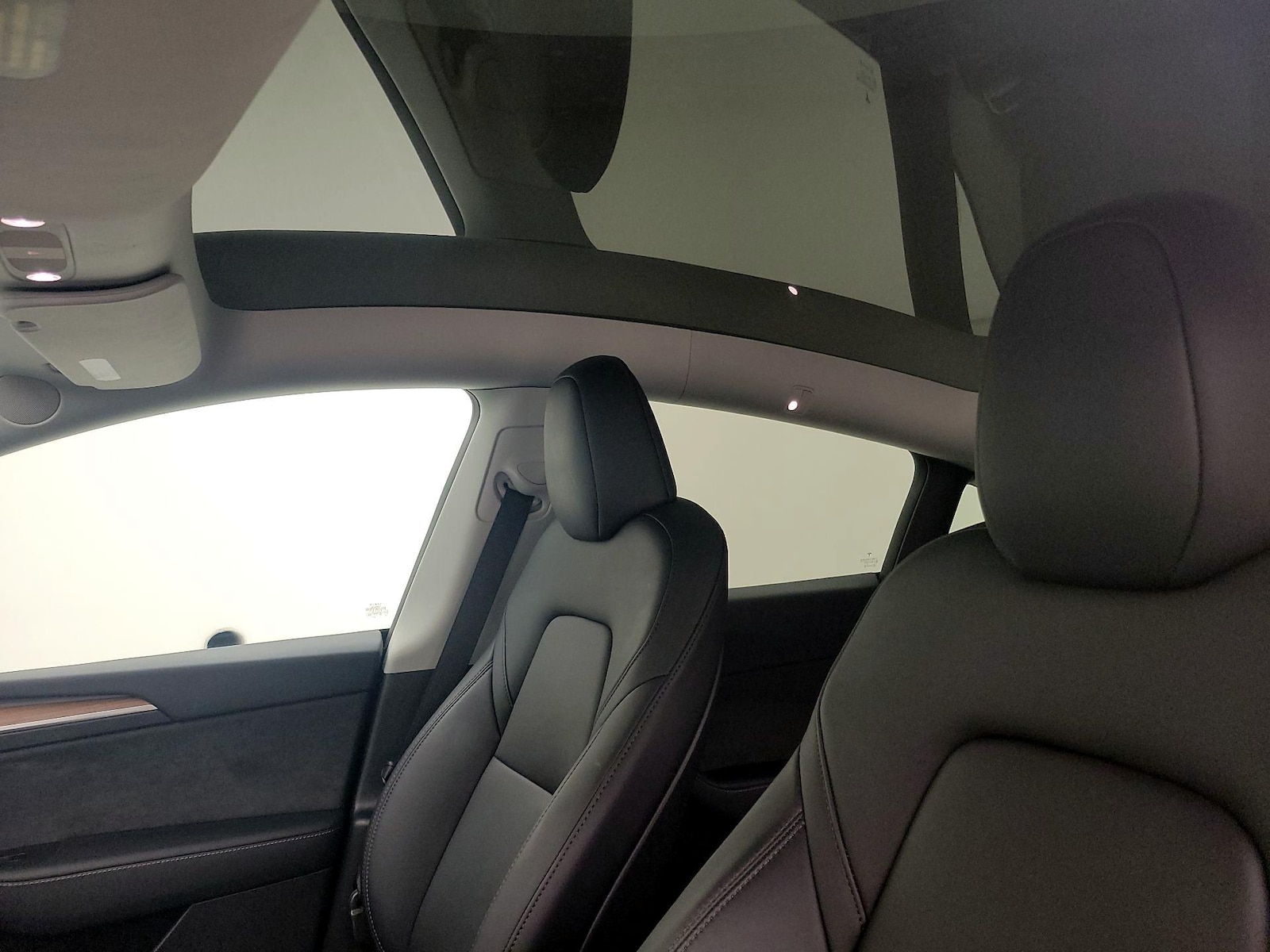 Skylight(s) & Overhead Airbags