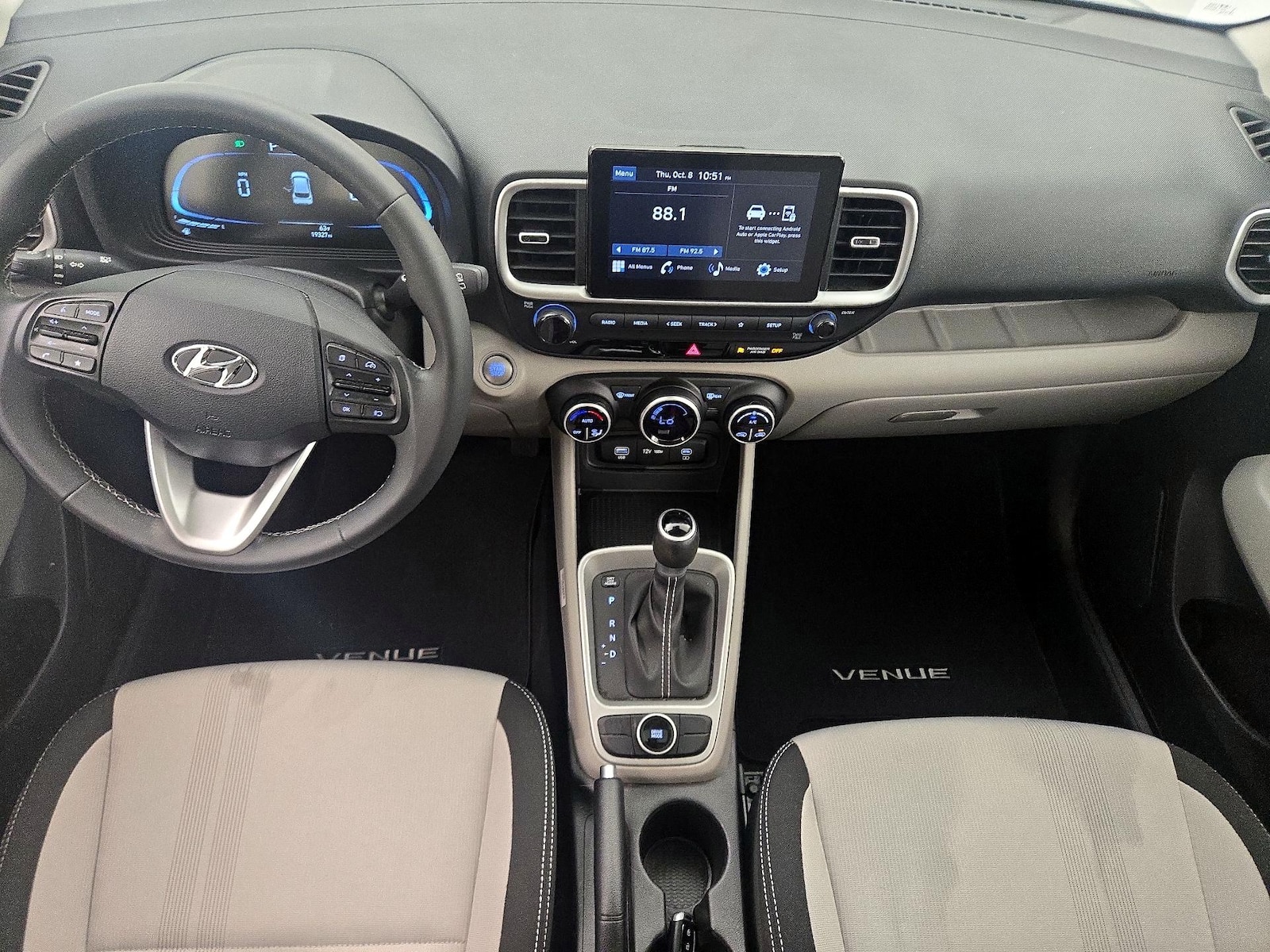 Apple CarPlay® & Android Auto™