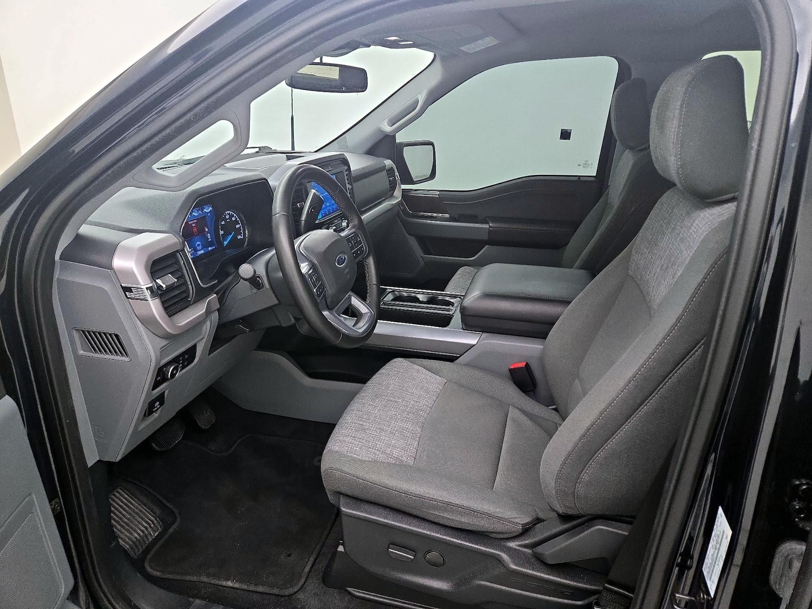 Power Seat(s) & Side Airbags