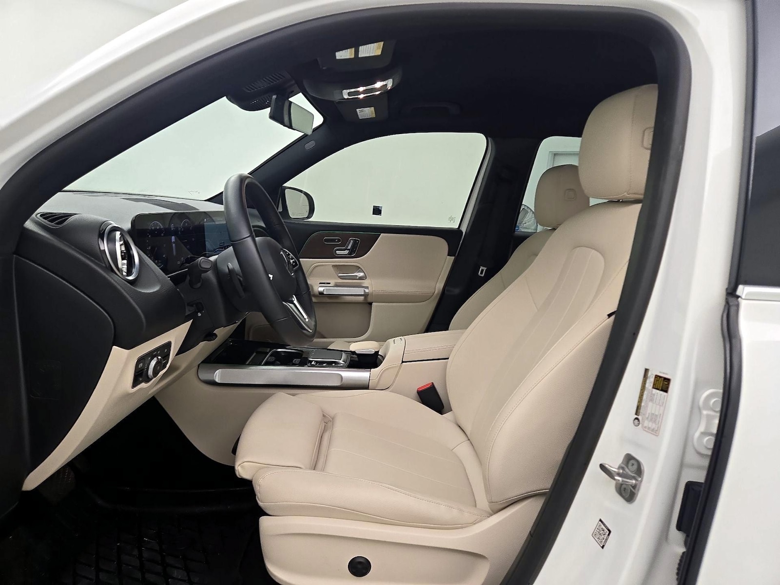 Power Seat(s) & Side Airbags