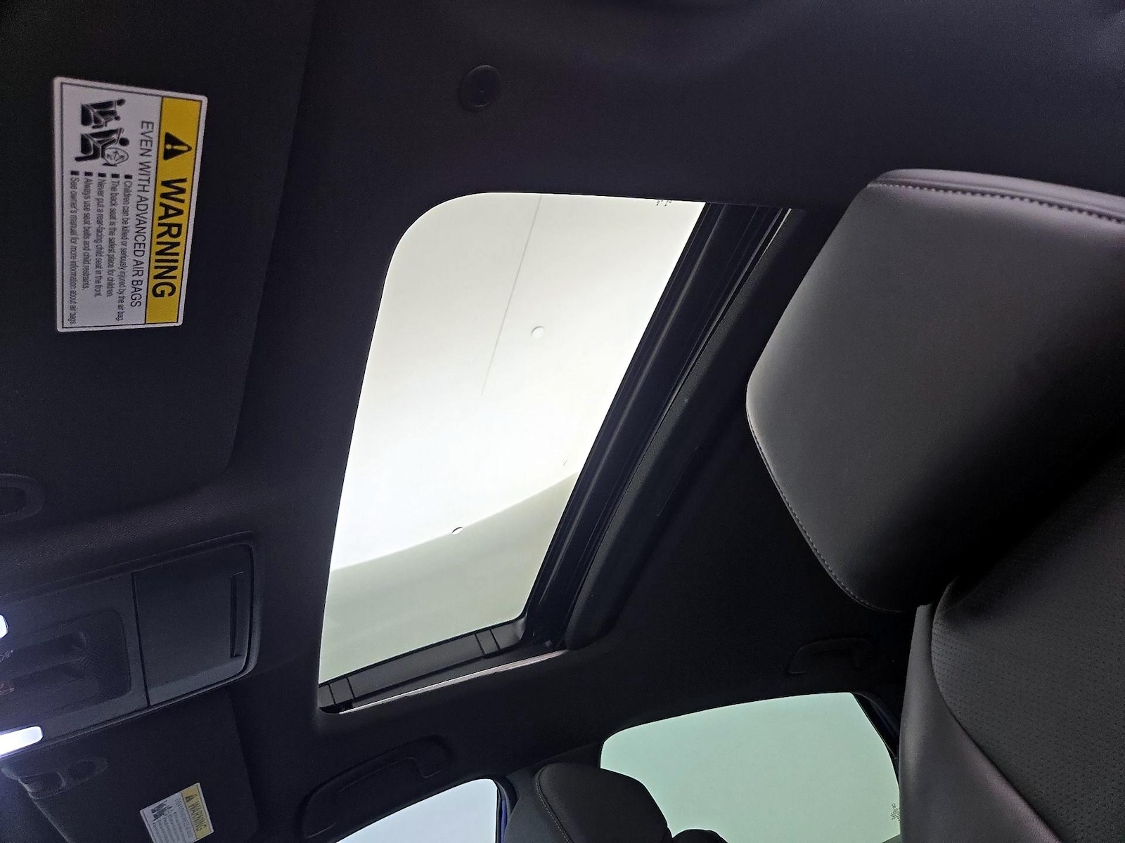 Sunroof(s) & Overhead Airbags