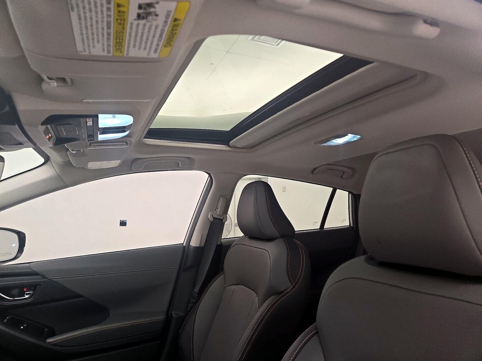 Sunroof(s) & Overhead Airbags