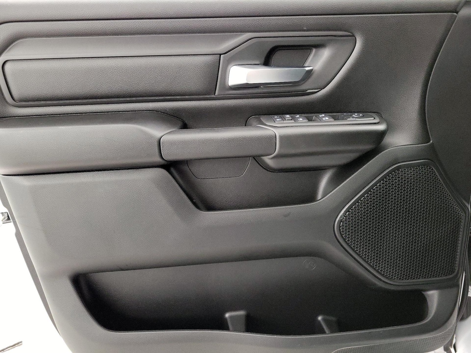 2025 RAM Ram 1500 Pickup Tradesman - Photo 13