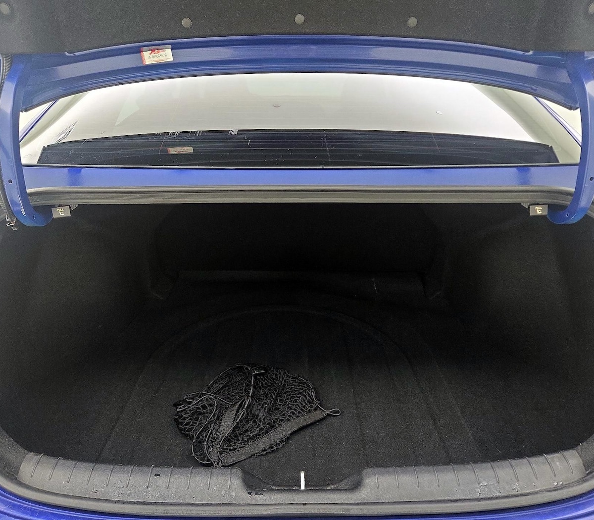 Trunk/Cargo (Seats Up)