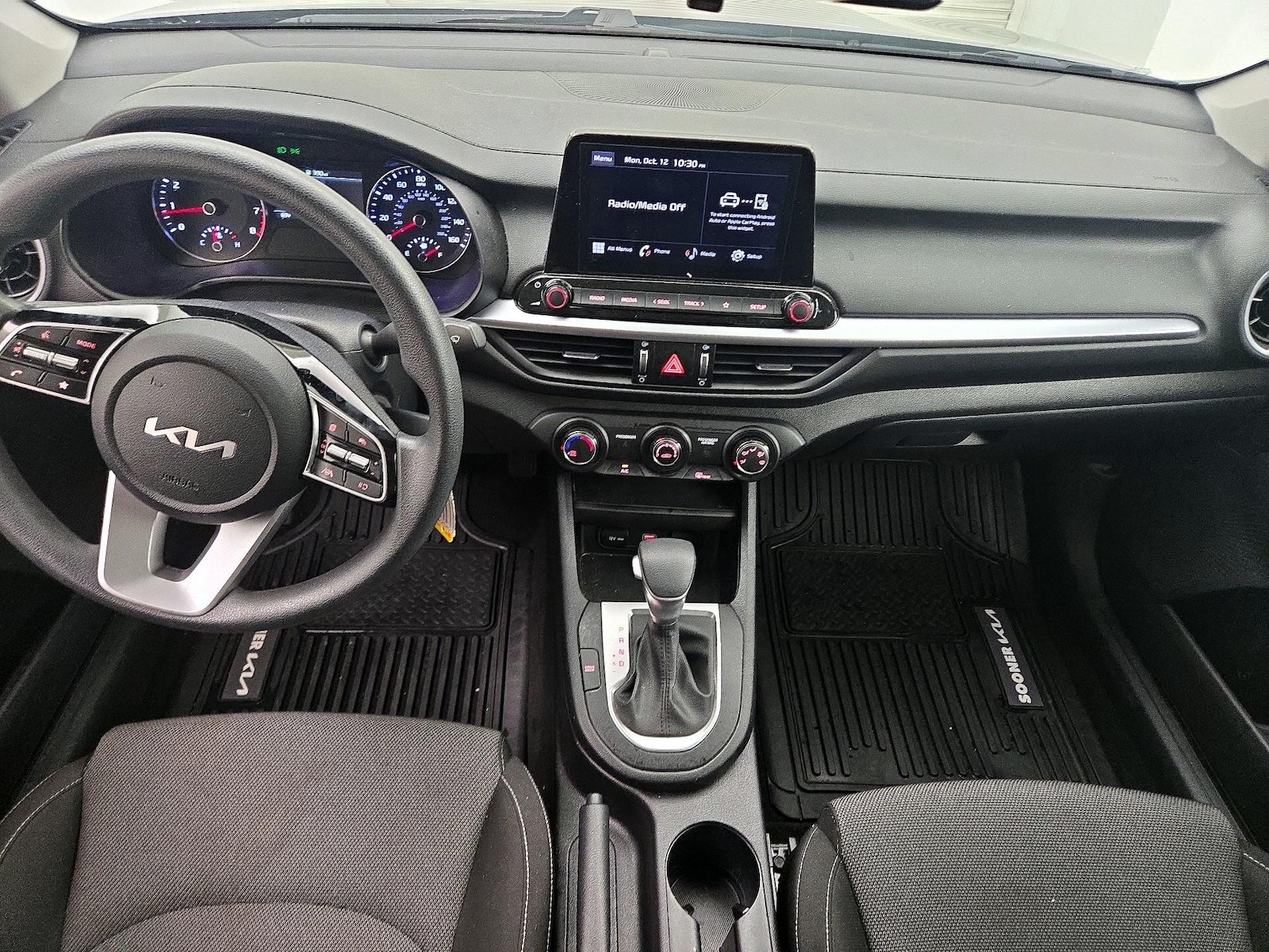 Apple CarPlay® & Android Auto™