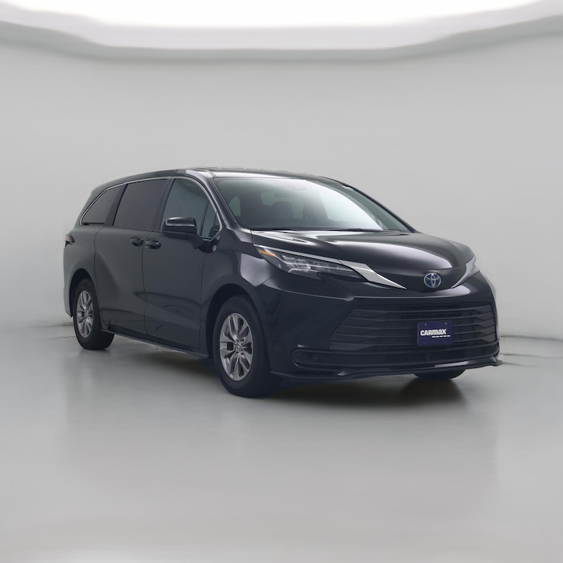 2025 Toyota Sienna LE