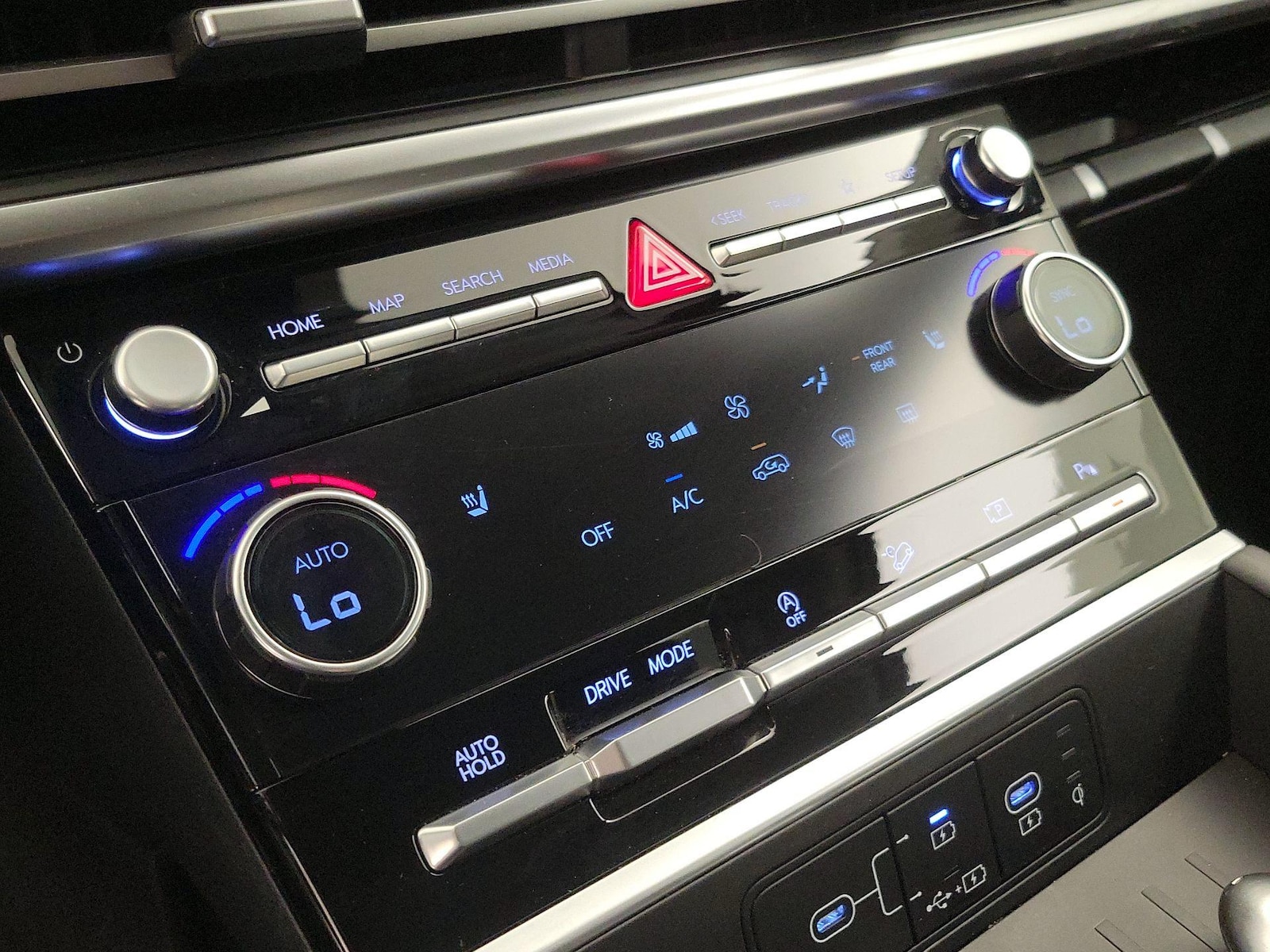 2026 Hyundai Santa Fe SEL - Photo 17