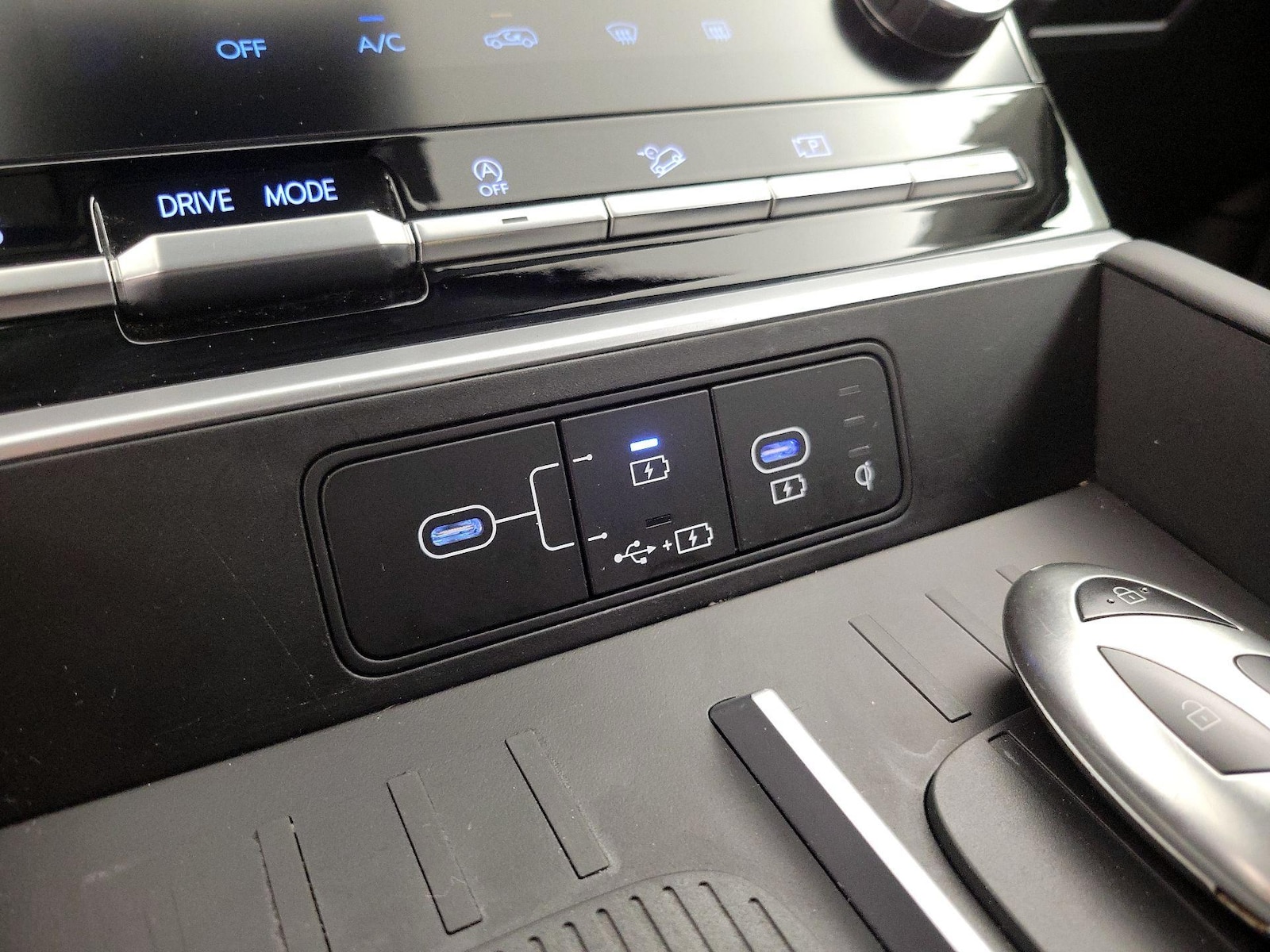 2026 Hyundai Santa Fe SEL - Photo 19