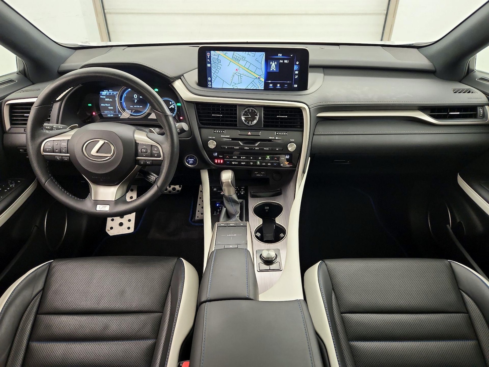 Apple CarPlay® & Android Auto™