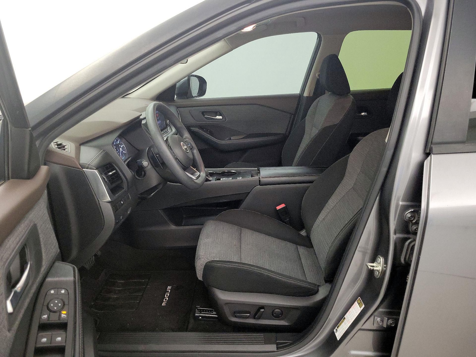 Power Seat(s) & Side Airbags