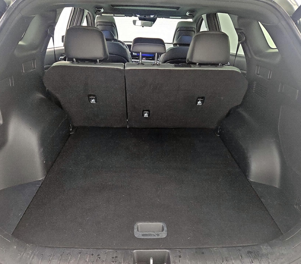 Trunk/Cargo (Seats Up)