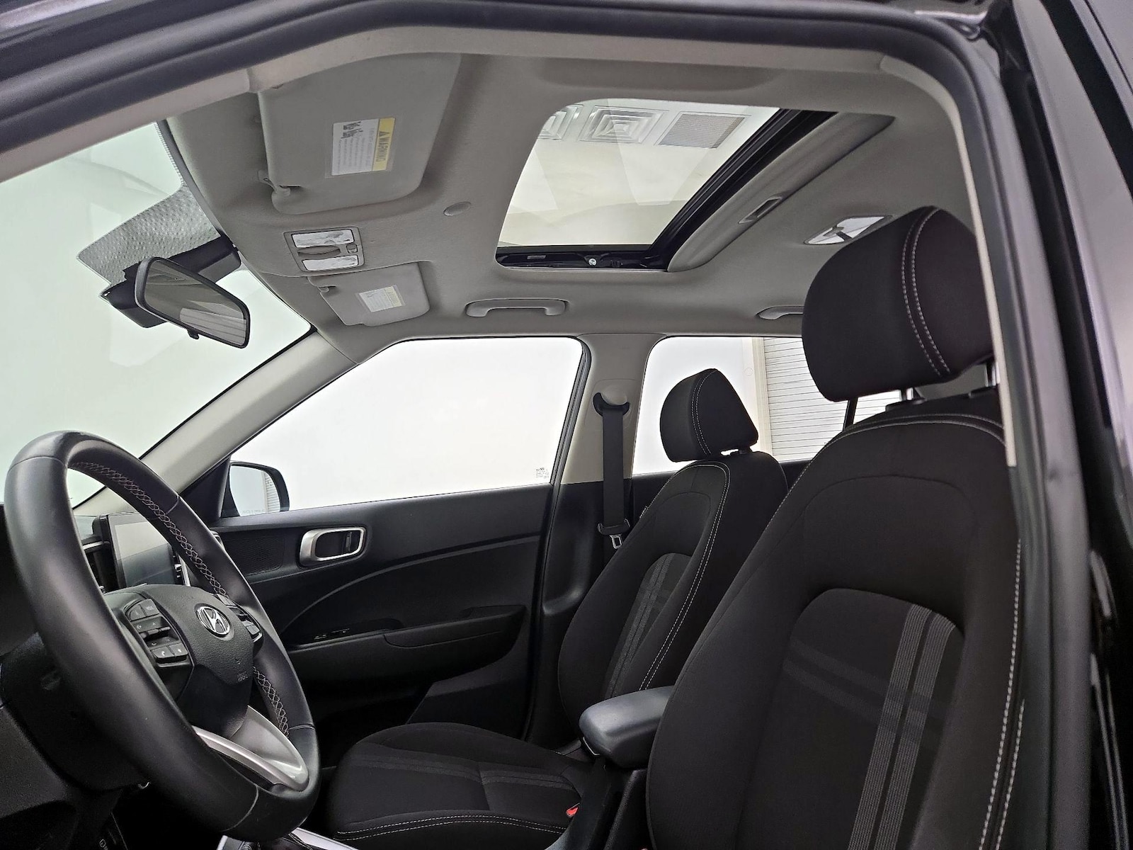 Sunroof(s) & Overhead Airbags