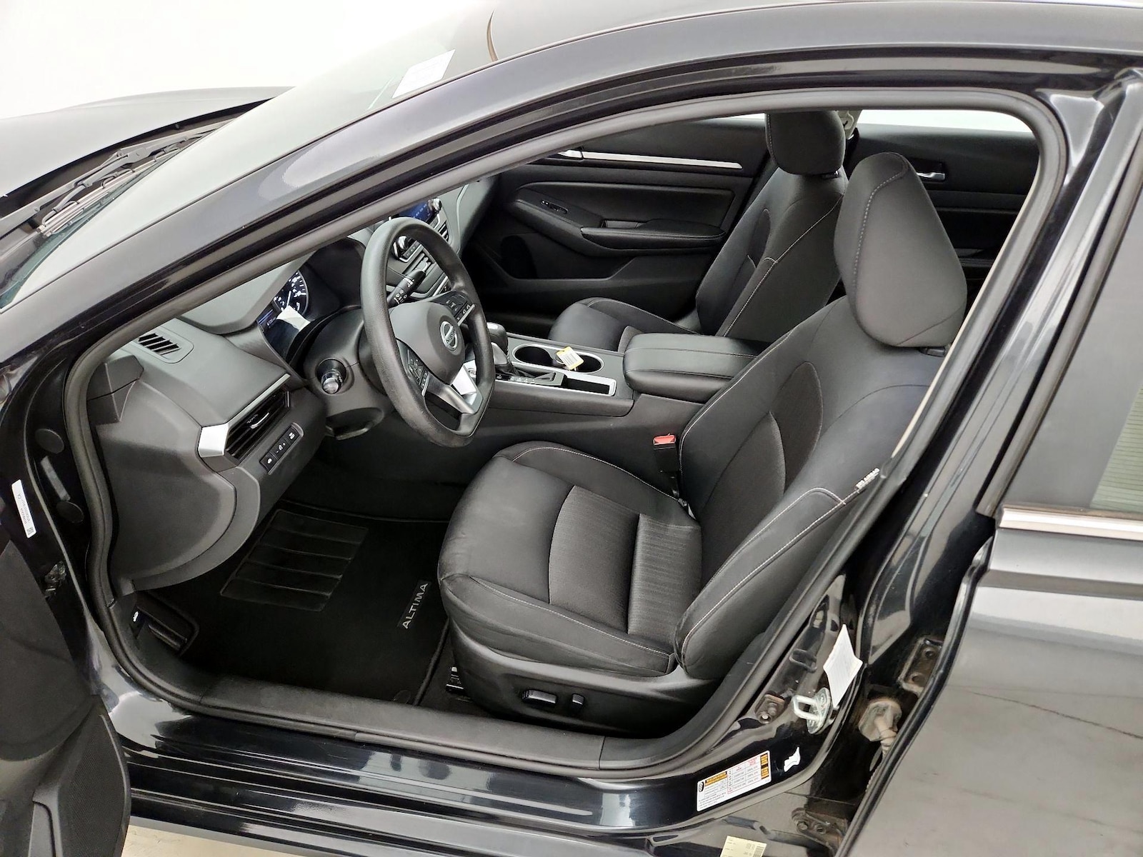 Power Seat(s) & Side Airbags
