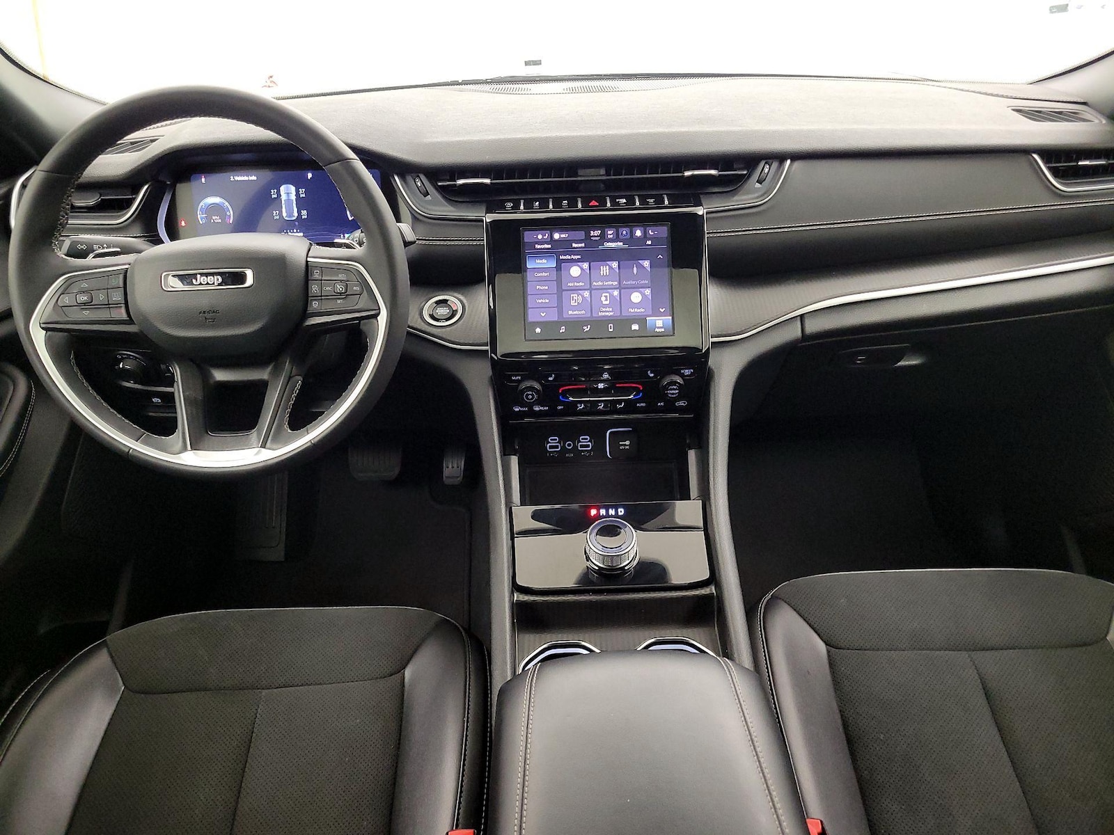 Apple CarPlay® & Android Auto™