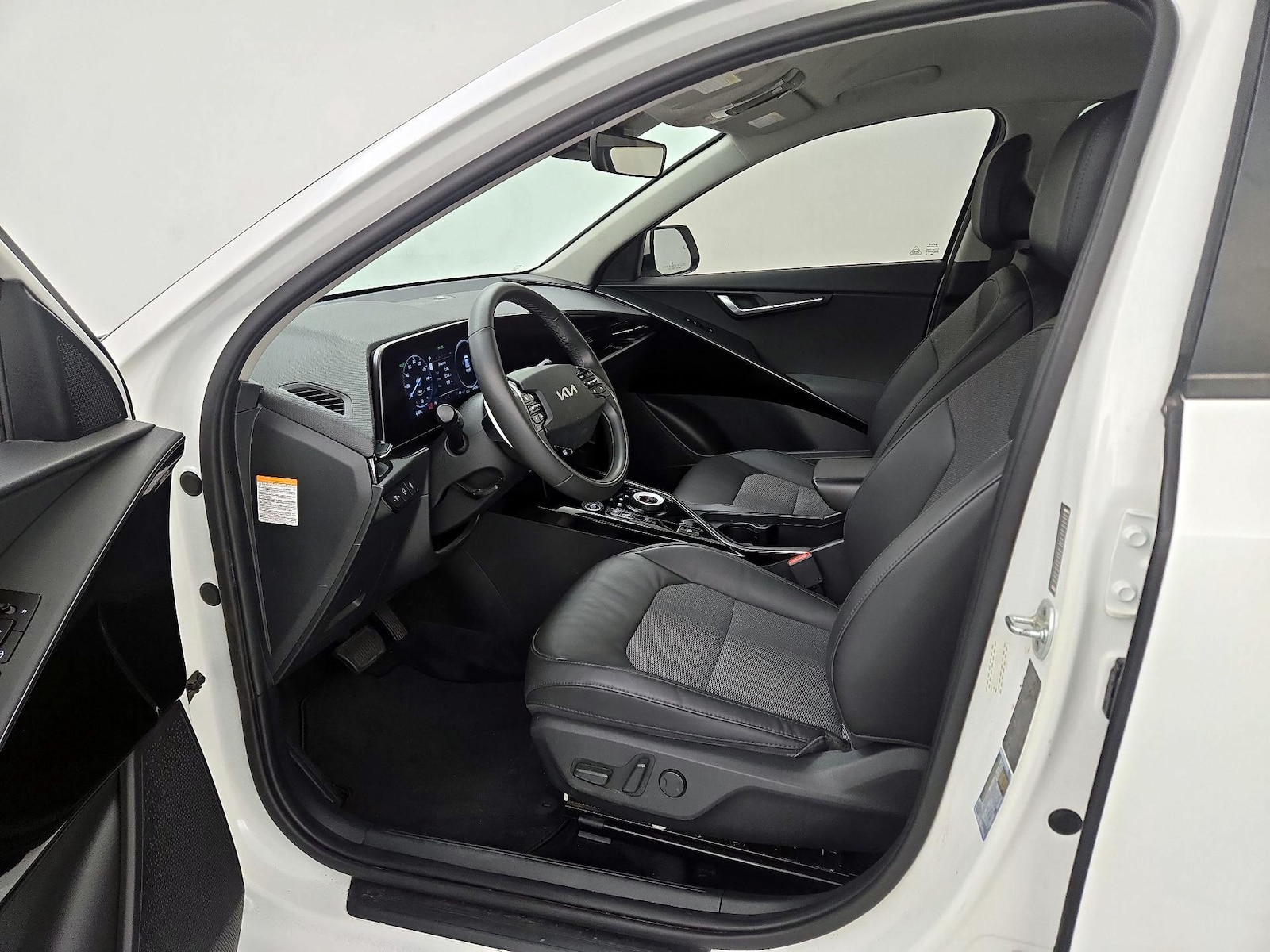 Power Seat(s) & Side Airbags