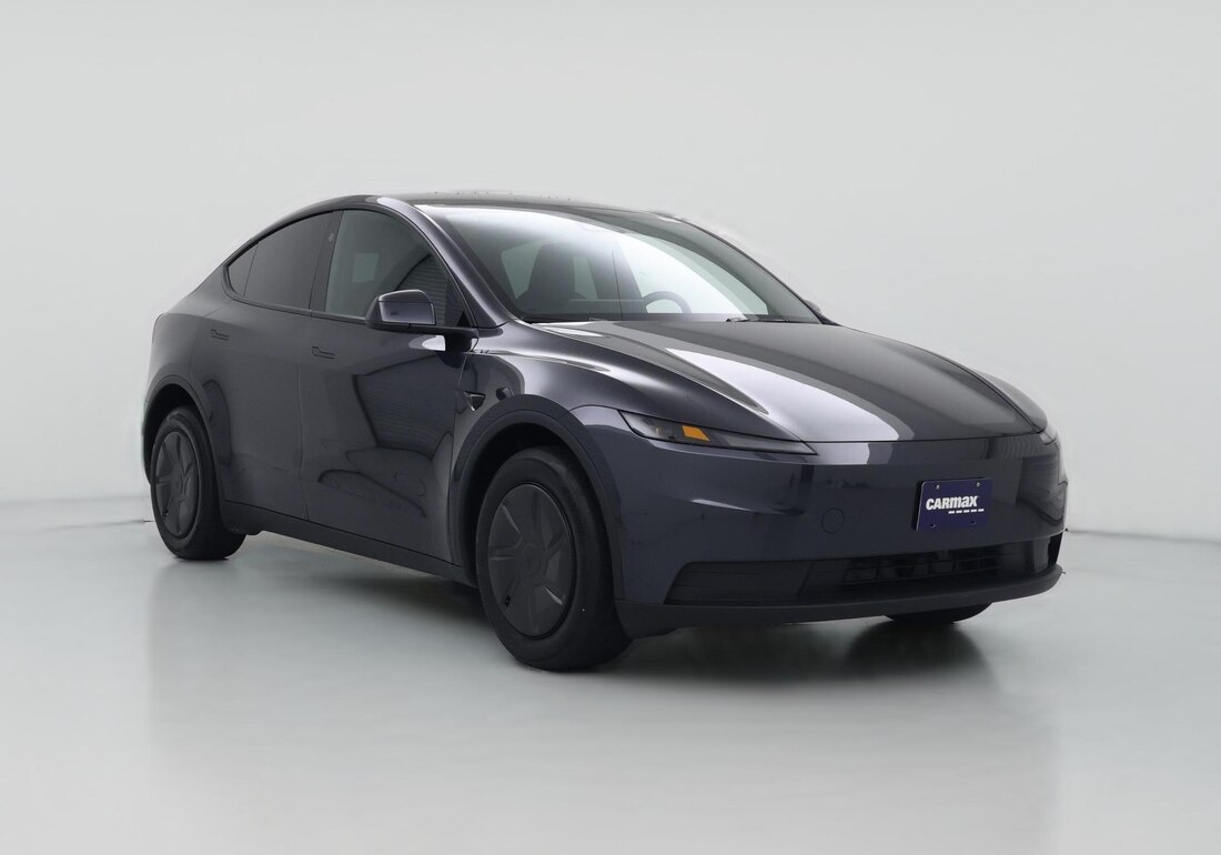 2026 Tesla Model Y Rear-Wheel Drive in Gray — CarMax photo