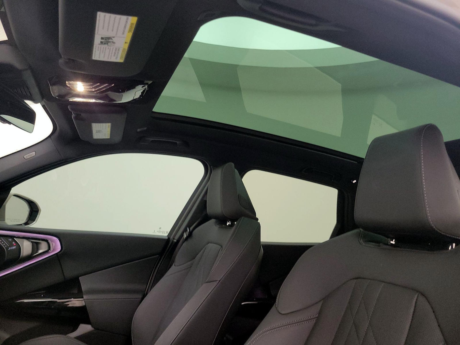 Skylight(s) & Overhead Airbags