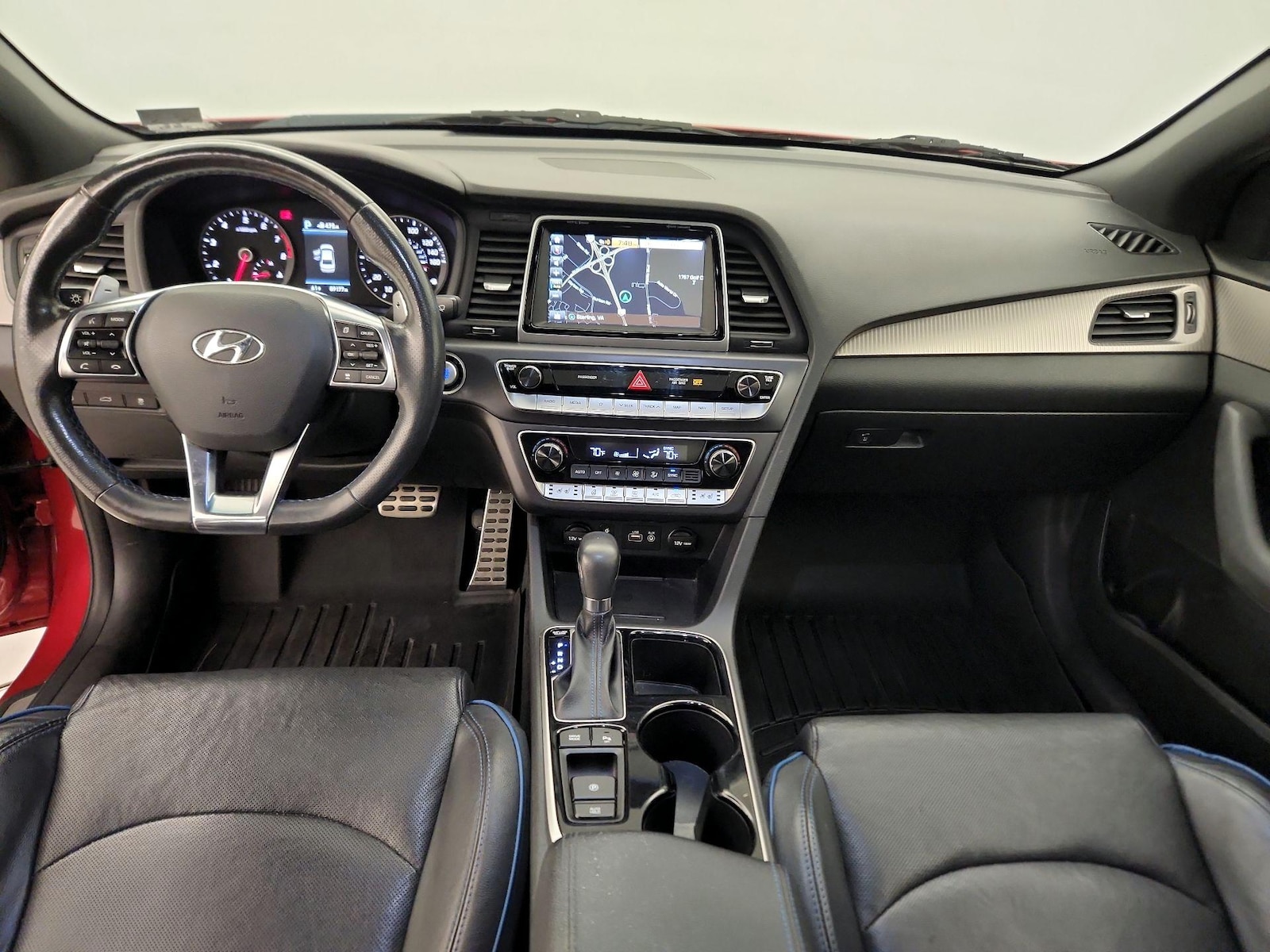 Apple CarPlay® & Android Auto™