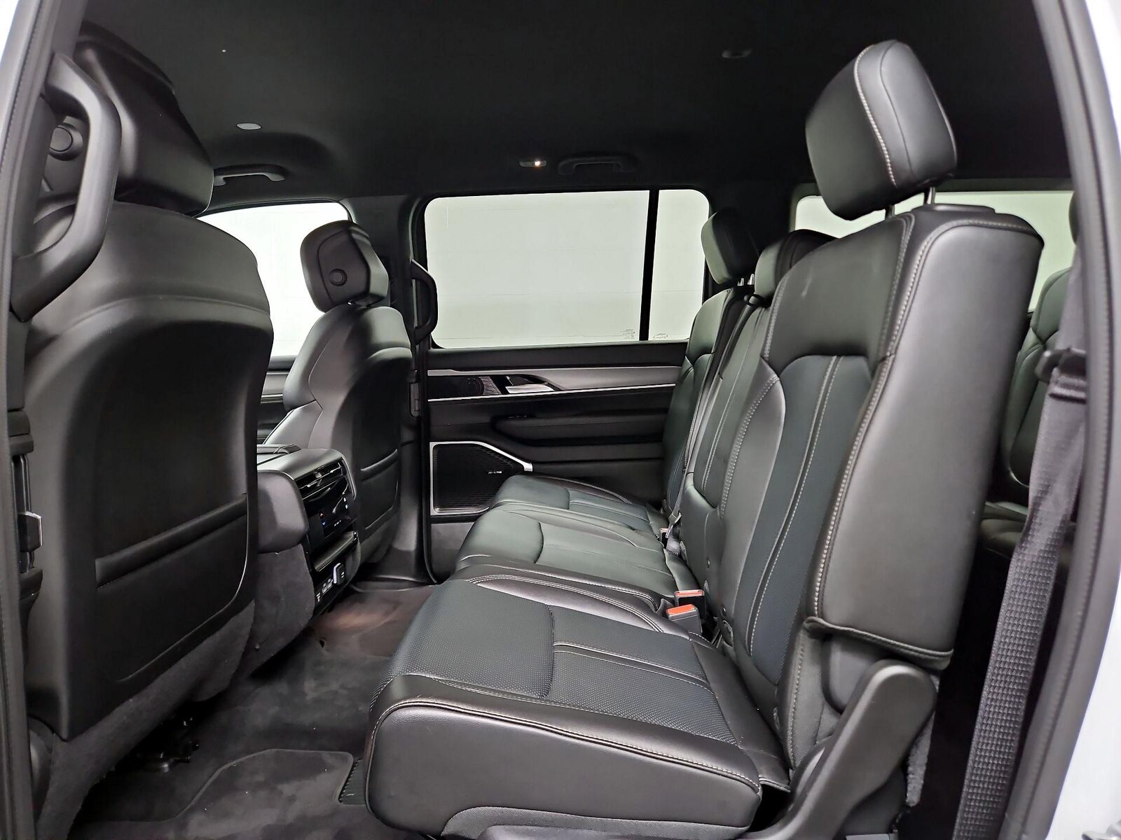 Rear Air Conditioning