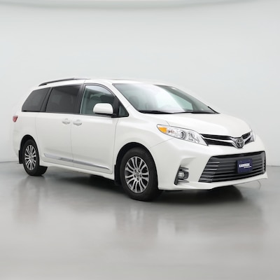 2020 Toyota Sienna XLE