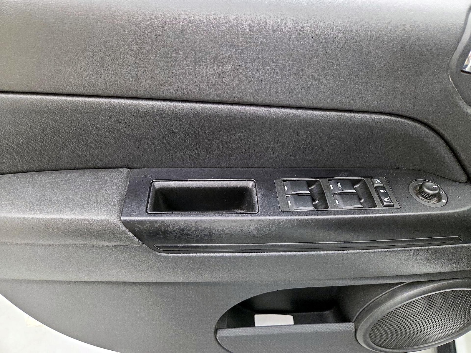 2015 Jeep Compass Sport - Photo 13