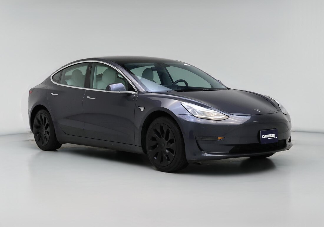 2020 Tesla Model 3 Standard Range Plus in Gray — CarMax photo