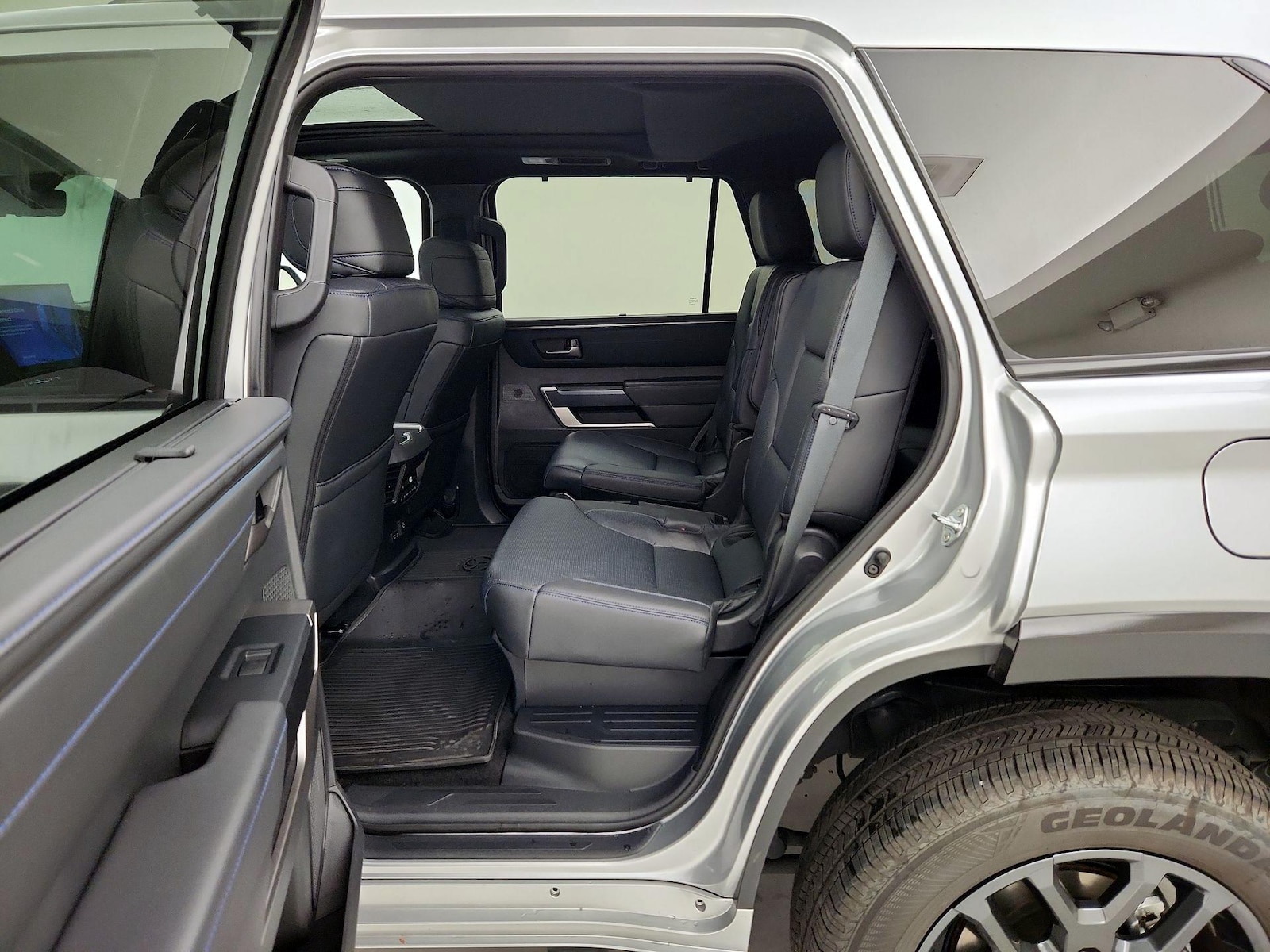 Rear Air Conditioning